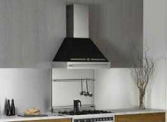 RRP £150 Lot To Contain Boxed 90Cm High Gloss Black Angled Glass Designer Cooker Hood With