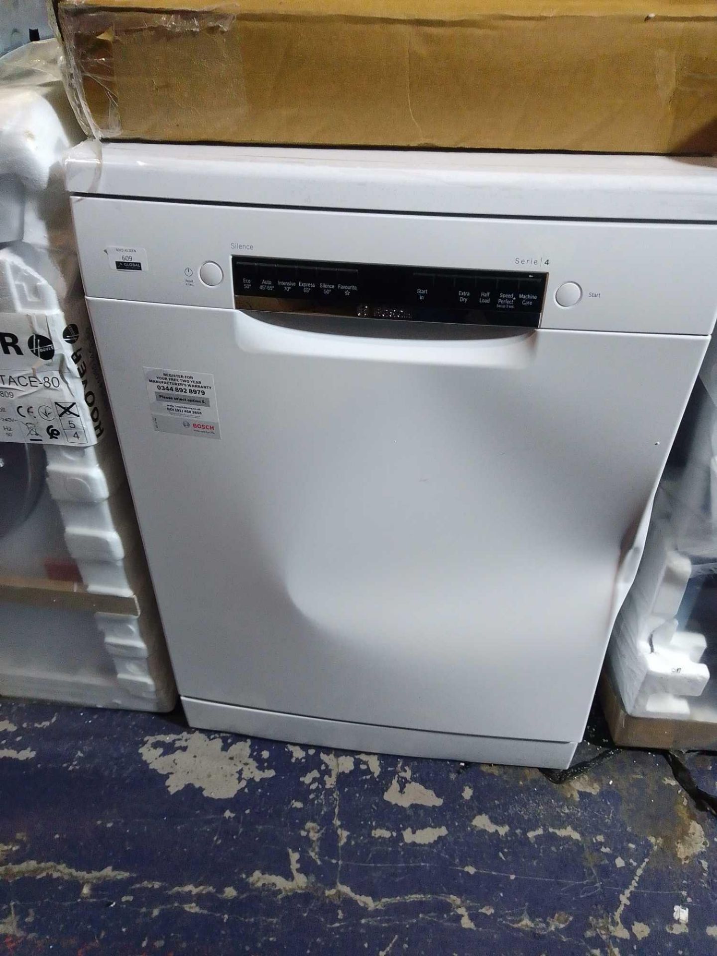 RRP £420 Bosch Silence Series 4 Digital Display Free Standing Dish Washer In White (Appraisals