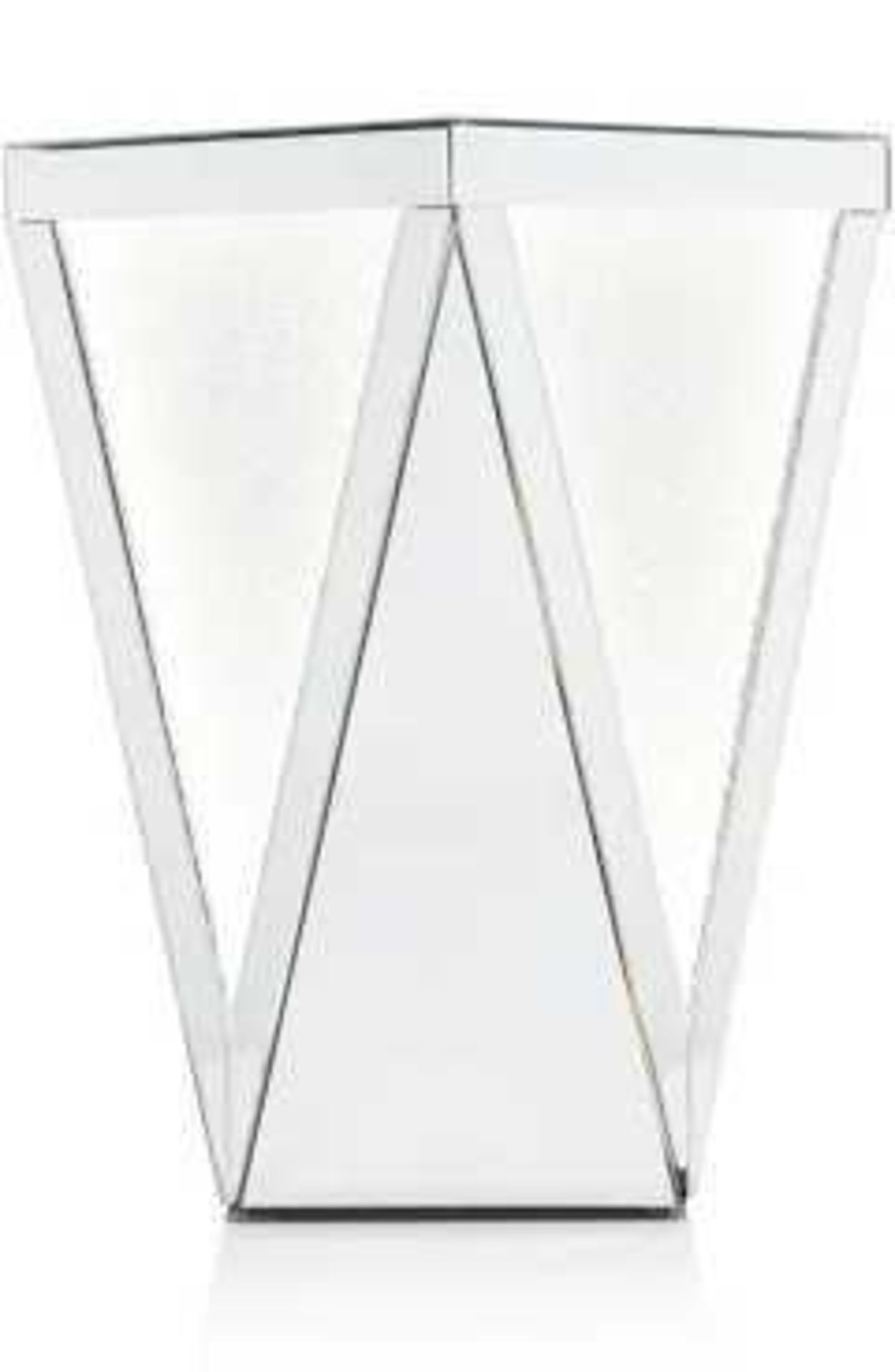 (Jb) RRP £160 Lot To Contain 1 Boxed Jm By Julien Macdonald Light-Up Encapsulated Crystal Side Table