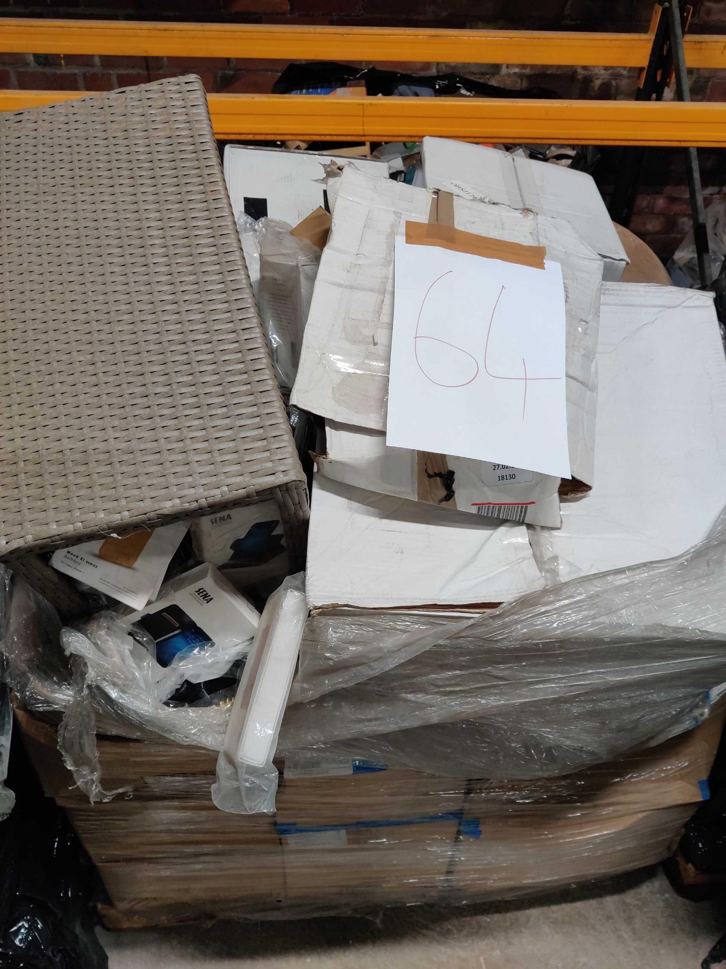 (Jb) RRP £450 Pallet To Contain Large Assortment Of Mixed Goods To Include Laundry Baskets, Premium