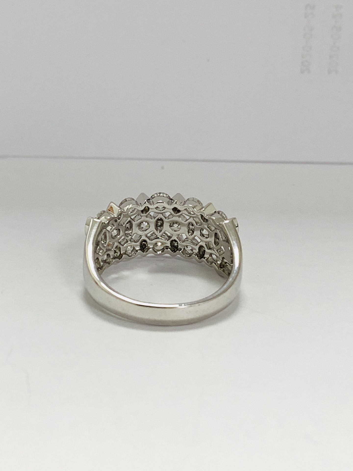 Platinum Diamond Ring - Image 3 of 9