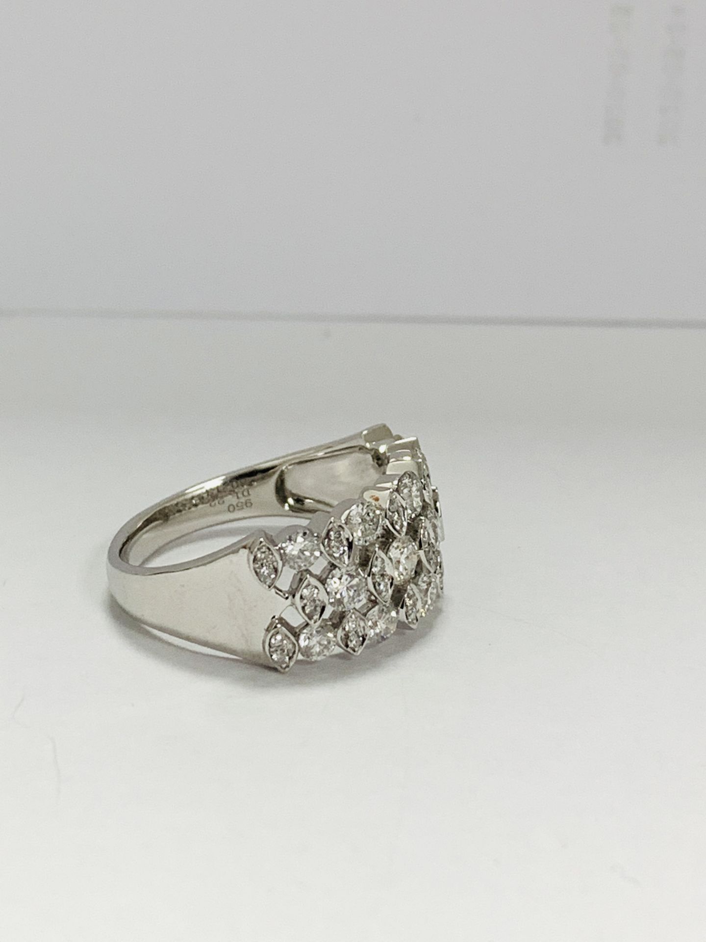 Platinum Diamond Ring - Image 5 of 9