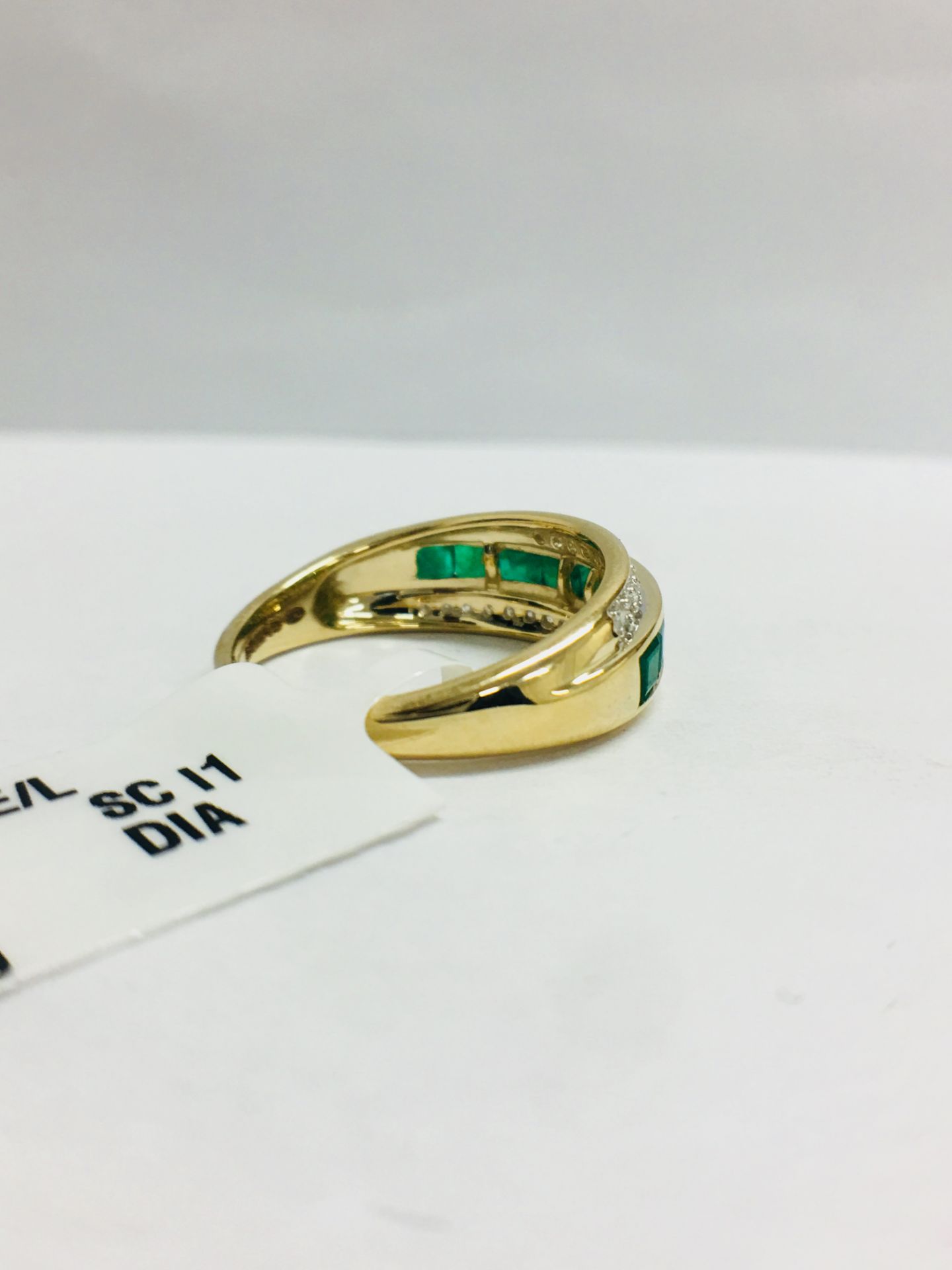 9Ct Yellow Gold Diamond Emerald Crossover Style Ring - Image 5 of 7