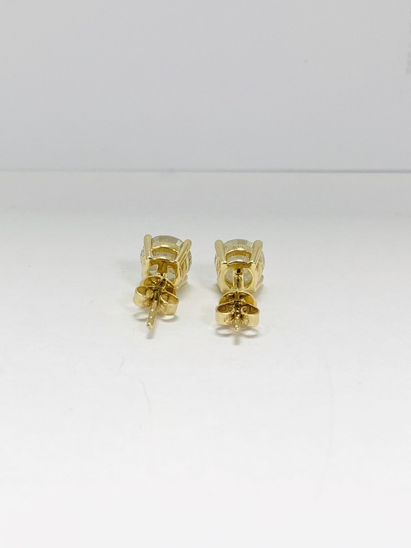 14Ct Yellow Gold Pair Of Earrings - Image 4 of 9