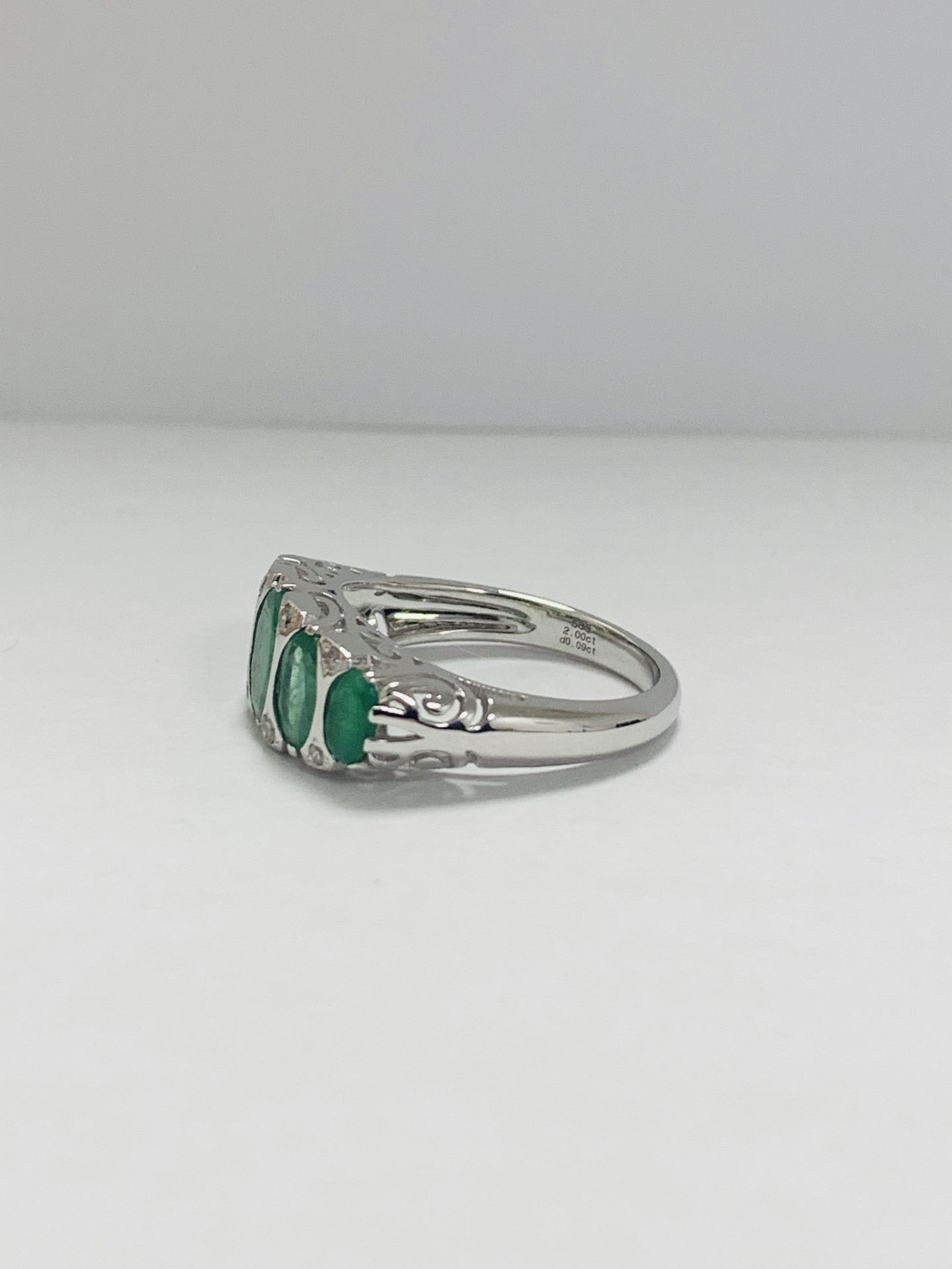 14Ct White Gold Emerald And Diamond Ring - Image 2 of 9