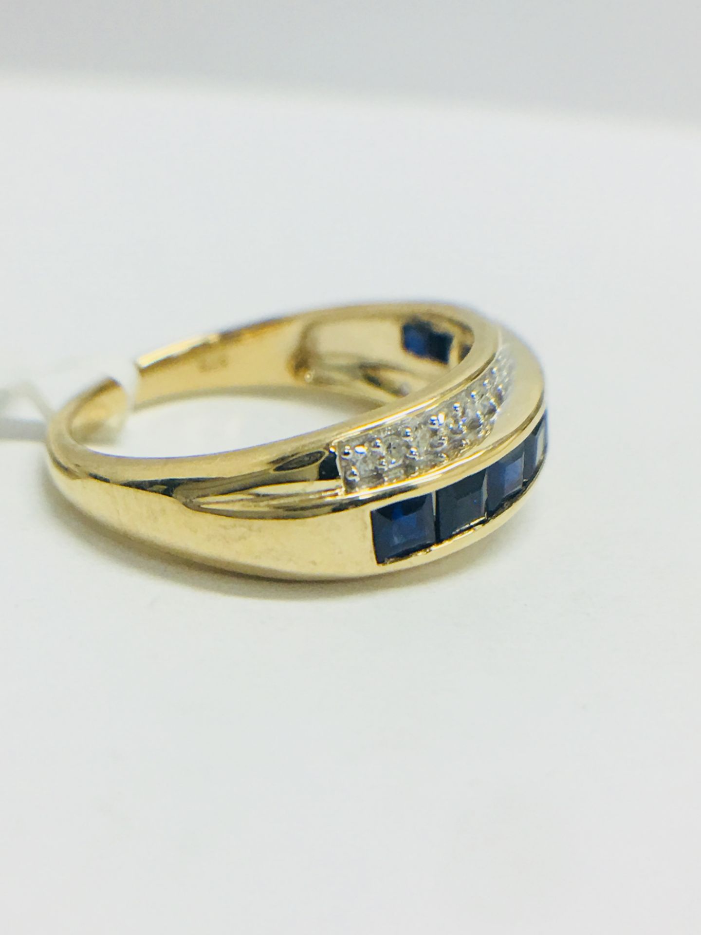 9Ct Yellow Gold Diamond Sapphire Crossover Style Ring - Image 6 of 7