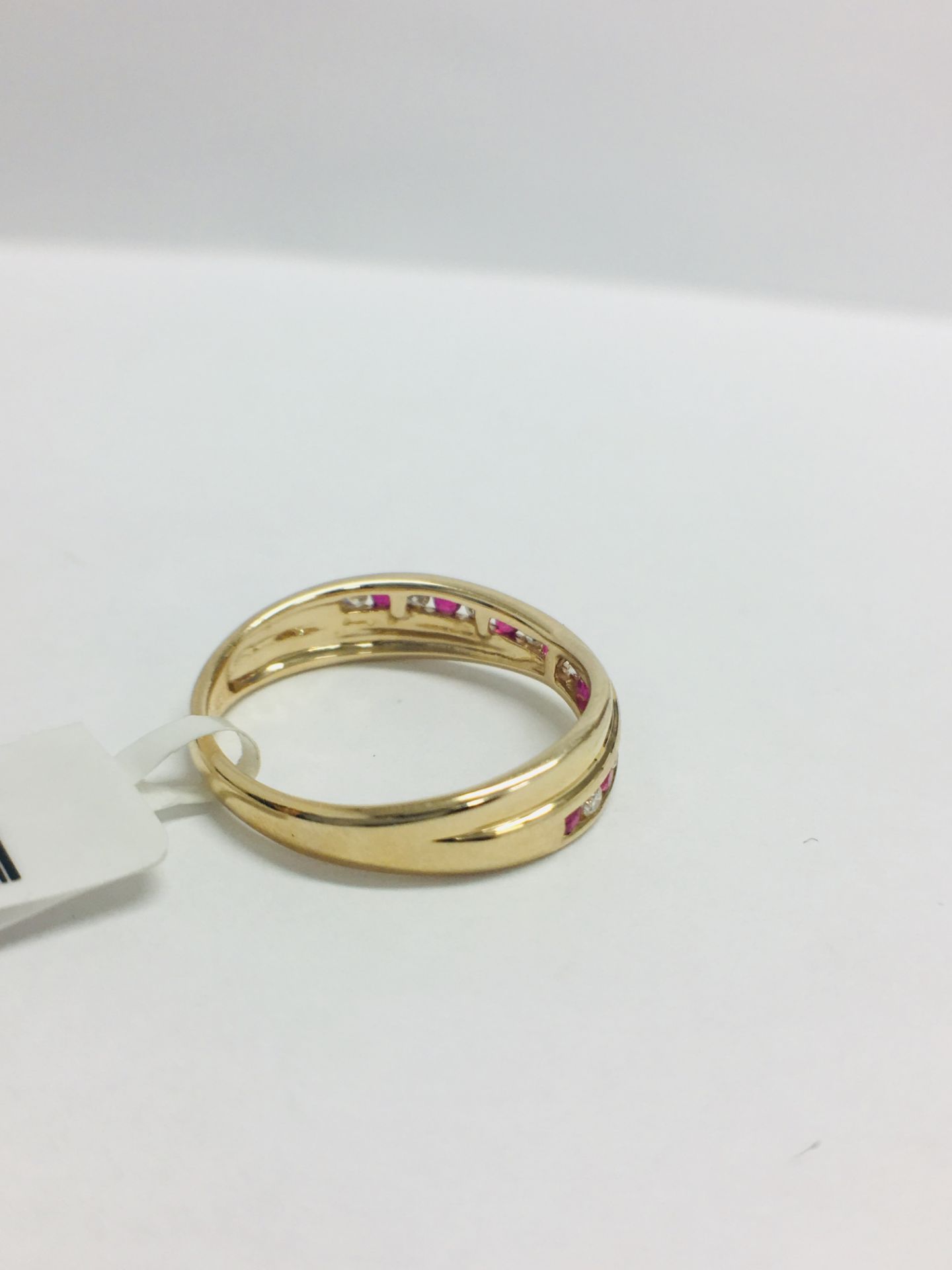 9ct Yellow Gold Ruby Diamond Crossover Band Ring - Image 5 of 8