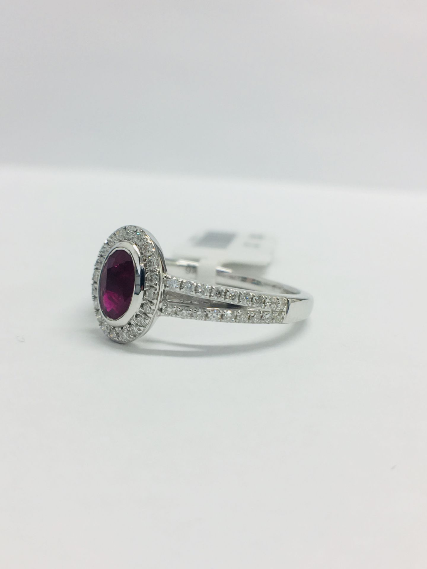 9ct White Gold Ruby Diamond Cluster Ring - Image 2 of 11