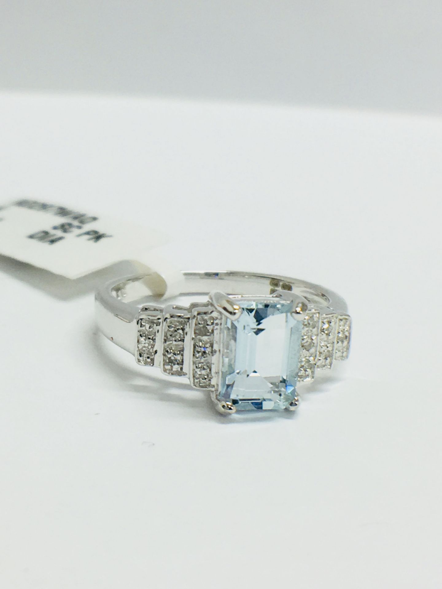 9ct White Gold Aquamarine Diamond Ring - Image 11 of 13
