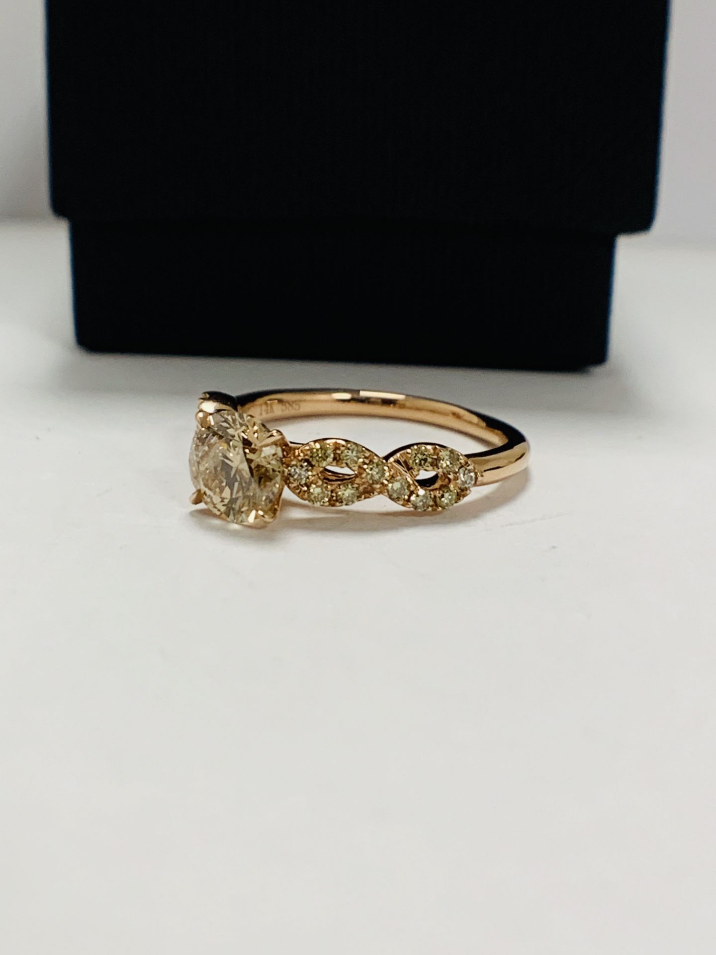 14ct Rose Gold Diamond Ring - Image 2 of 12