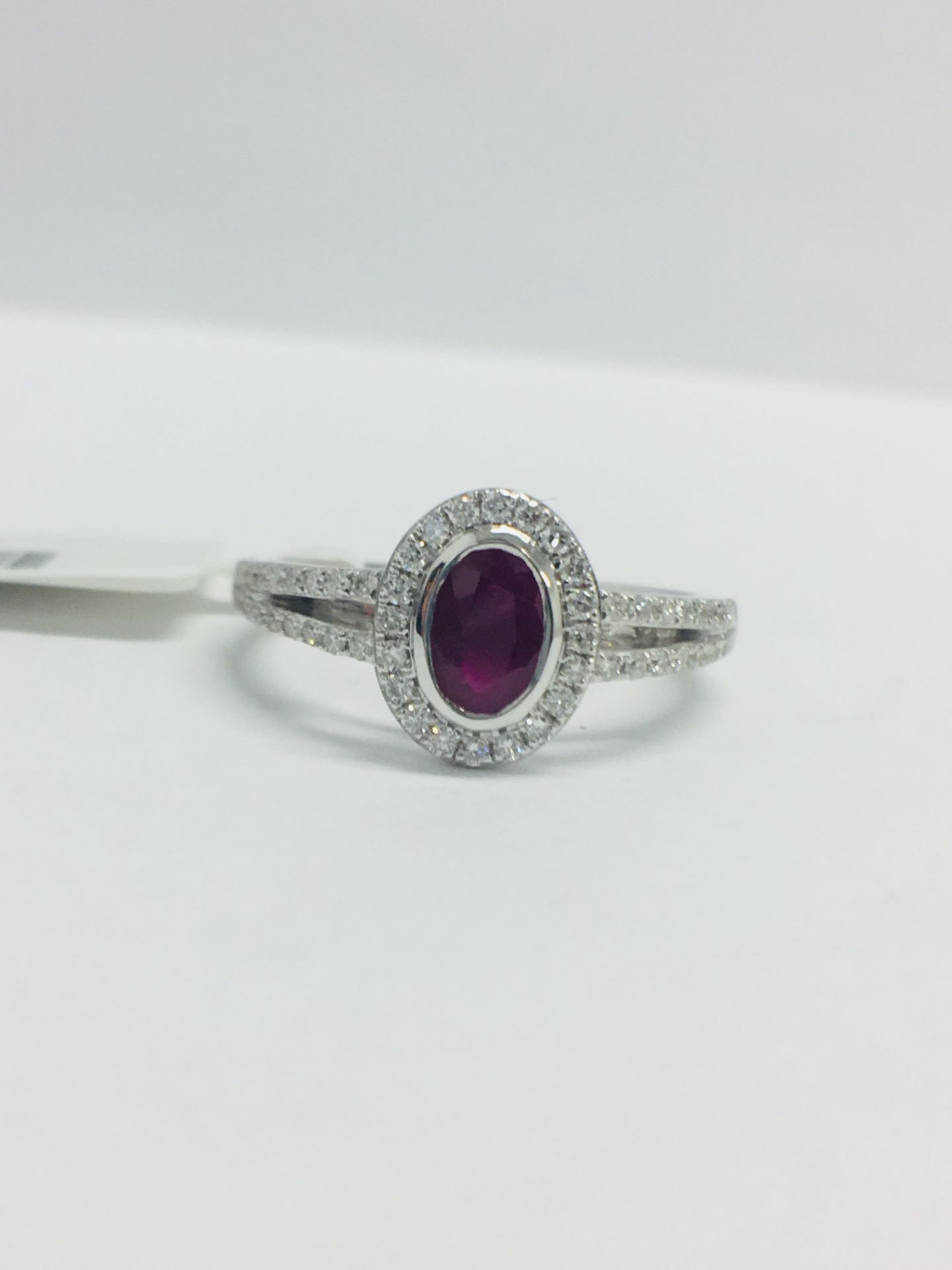 9ct White Gold Ruby Diamond Cluster Ring - Image 10 of 11