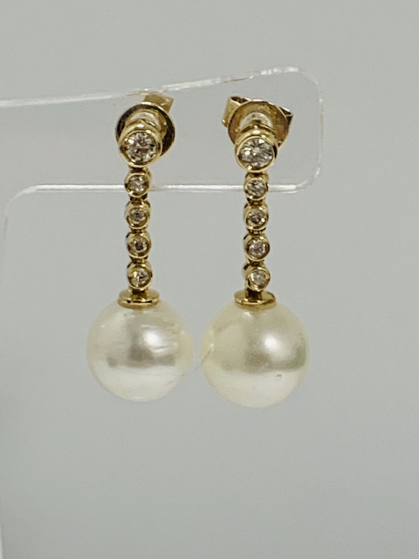 14ct Yellow Gold Pearl And Diamond Earrings - Image 11 of 16