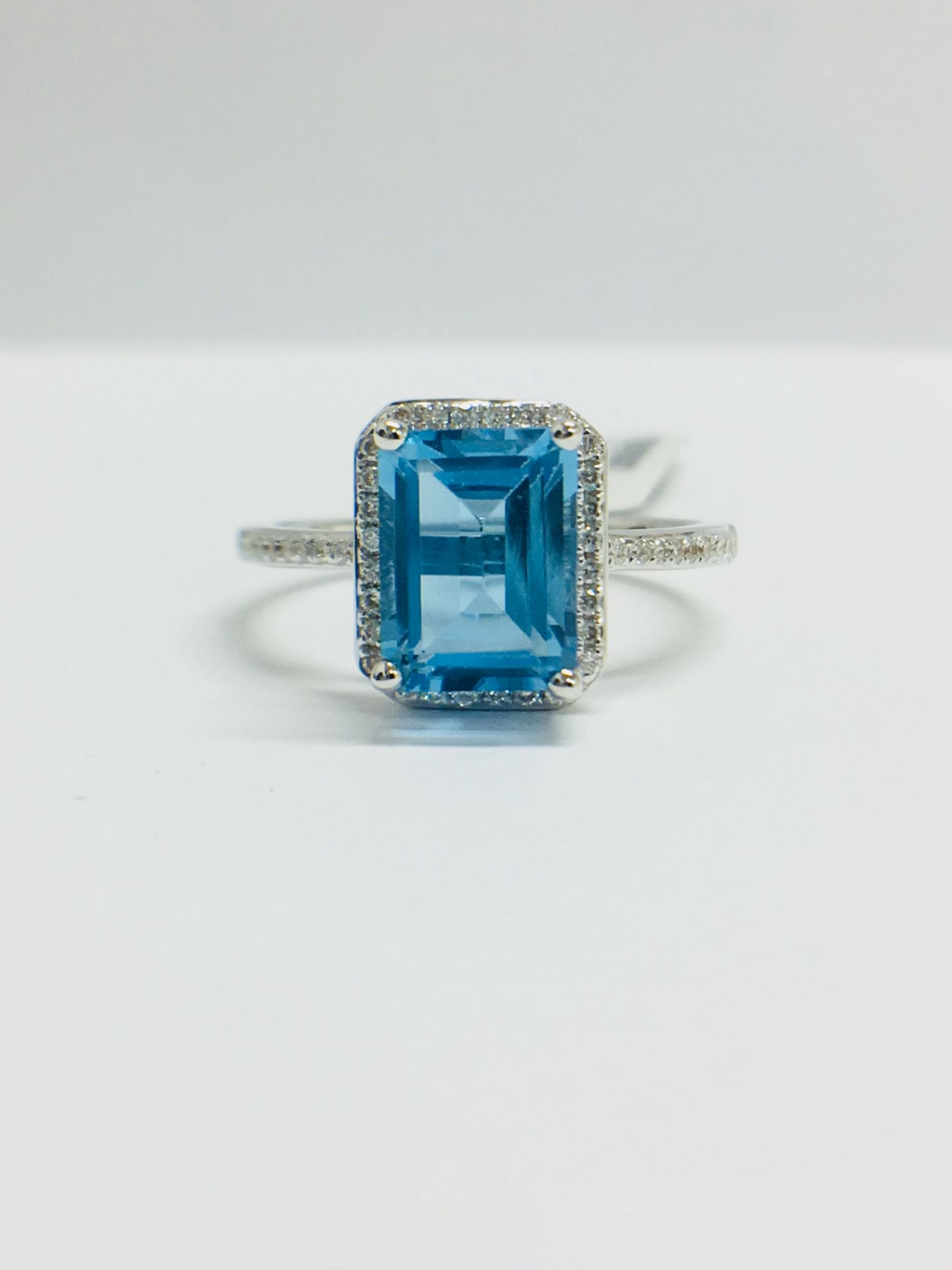 9ct White Gold Blue Topaz Diamond Dress Ring