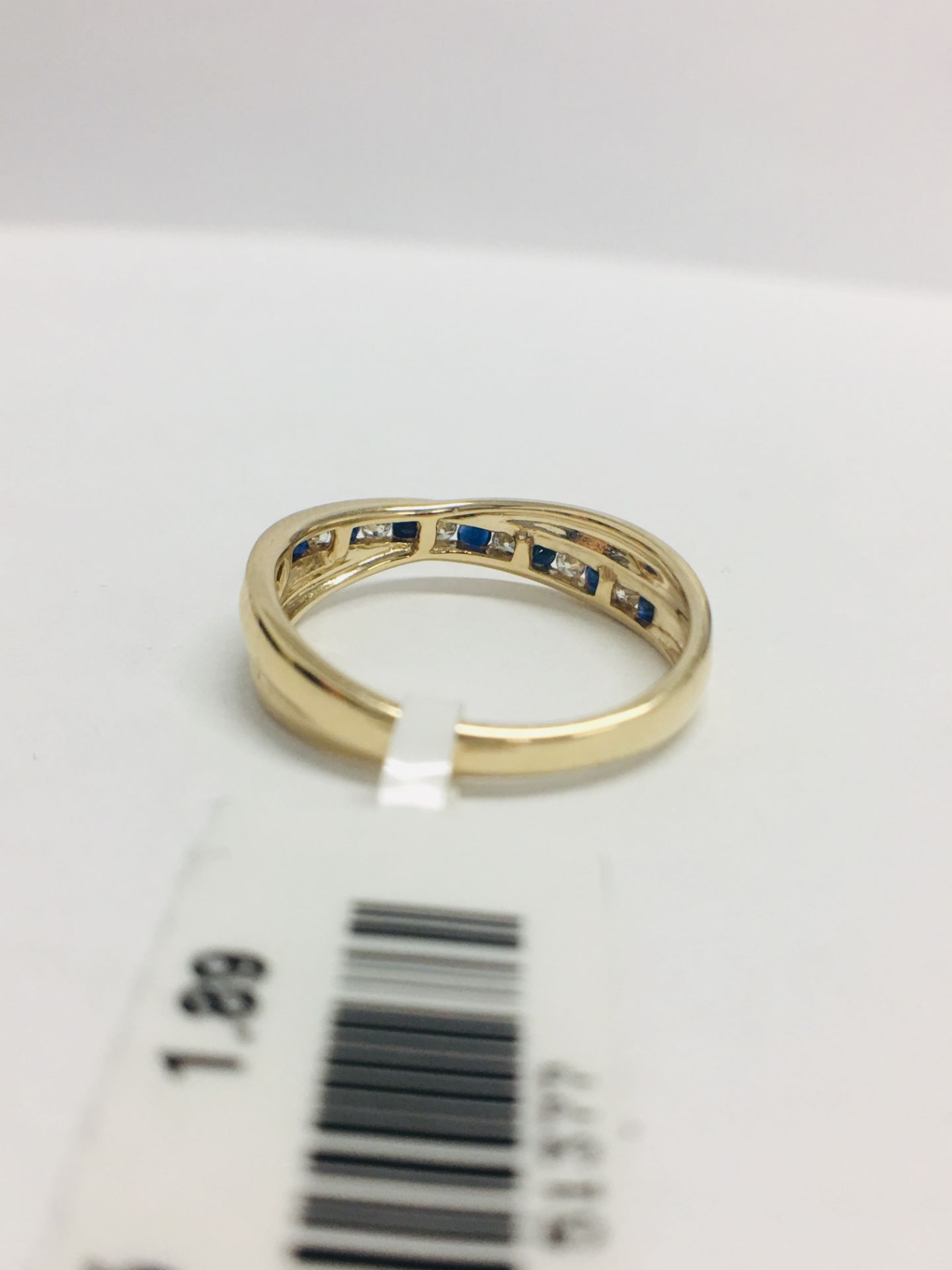9ct Yellow Gold Sapphire Diamond Crossover Band Ring - Image 6 of 11