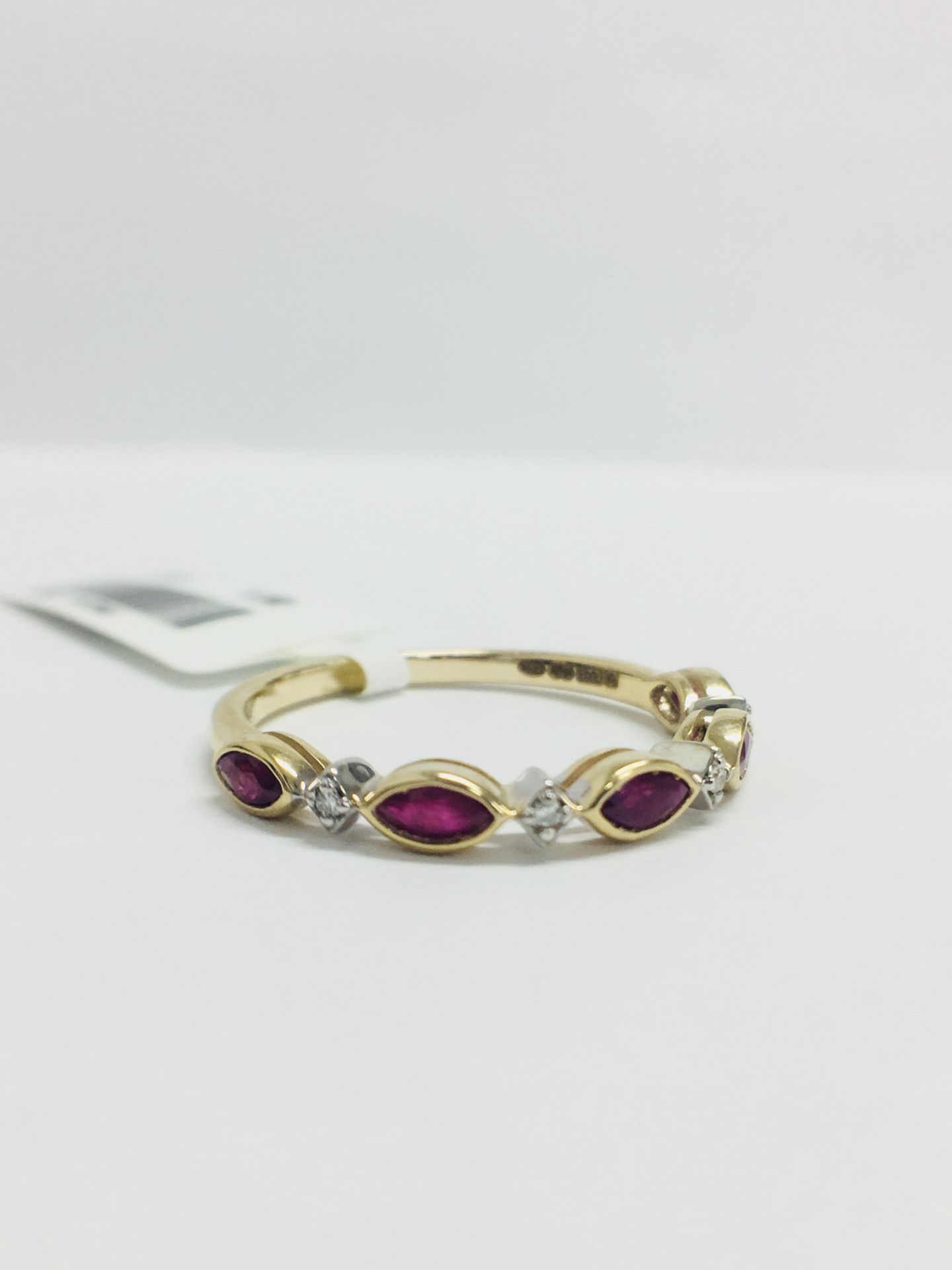 9ct Yellow Gold Ruby Diamond Band Ring - Image 7 of 9