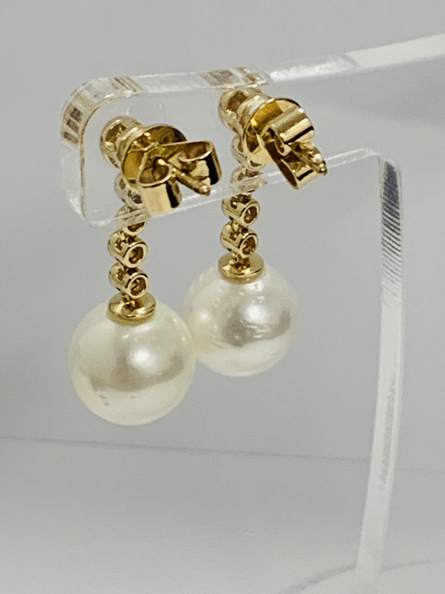 14ct Yellow Gold Pearl And Diamond Earrings - Image 14 of 16