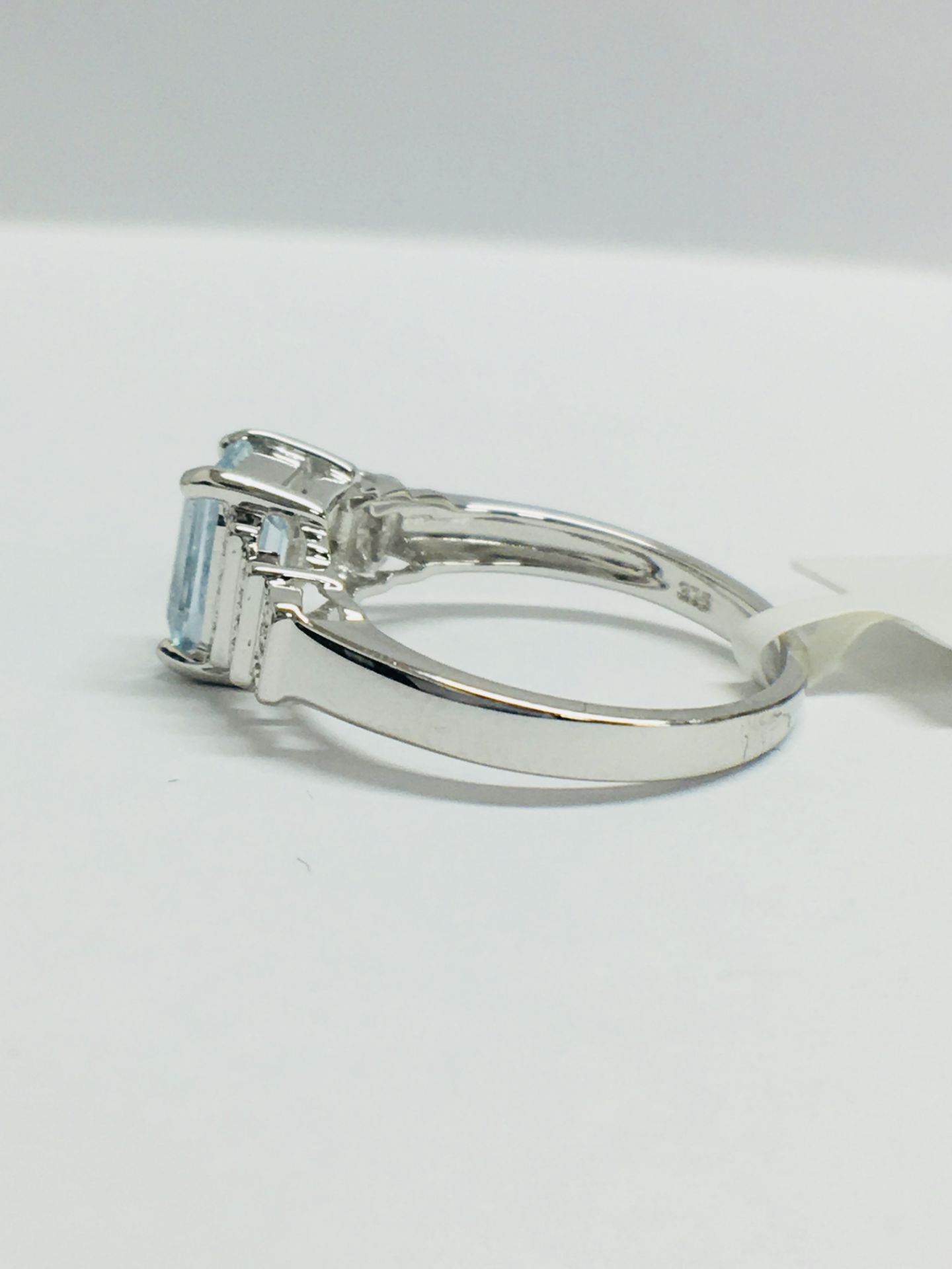 9ct White Gold Aquamarine Diamond Ring - Image 4 of 13