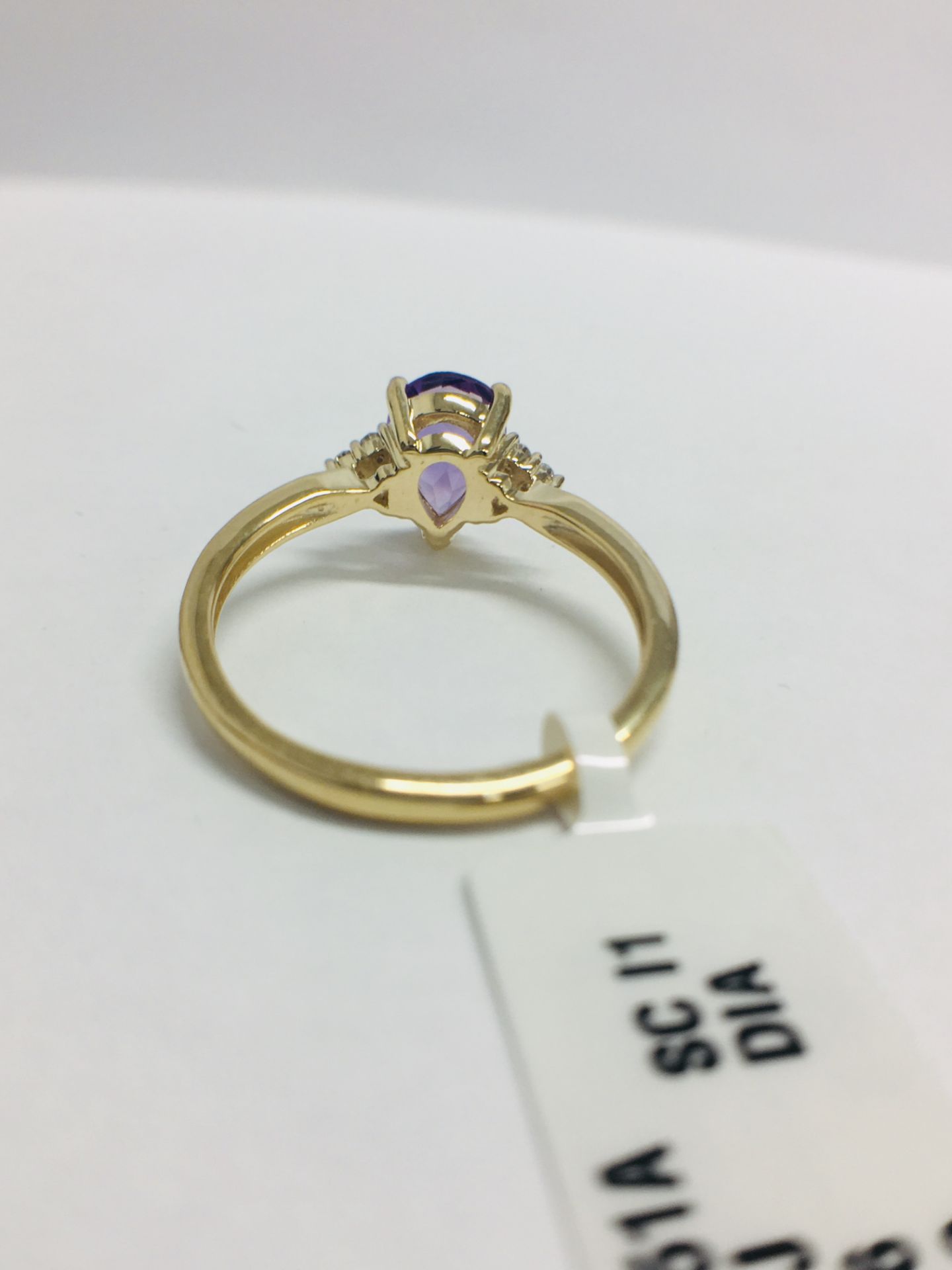 9ct Yellow Gold Amethyst Diamond Navette Style Dress Ring - Image 5 of 10