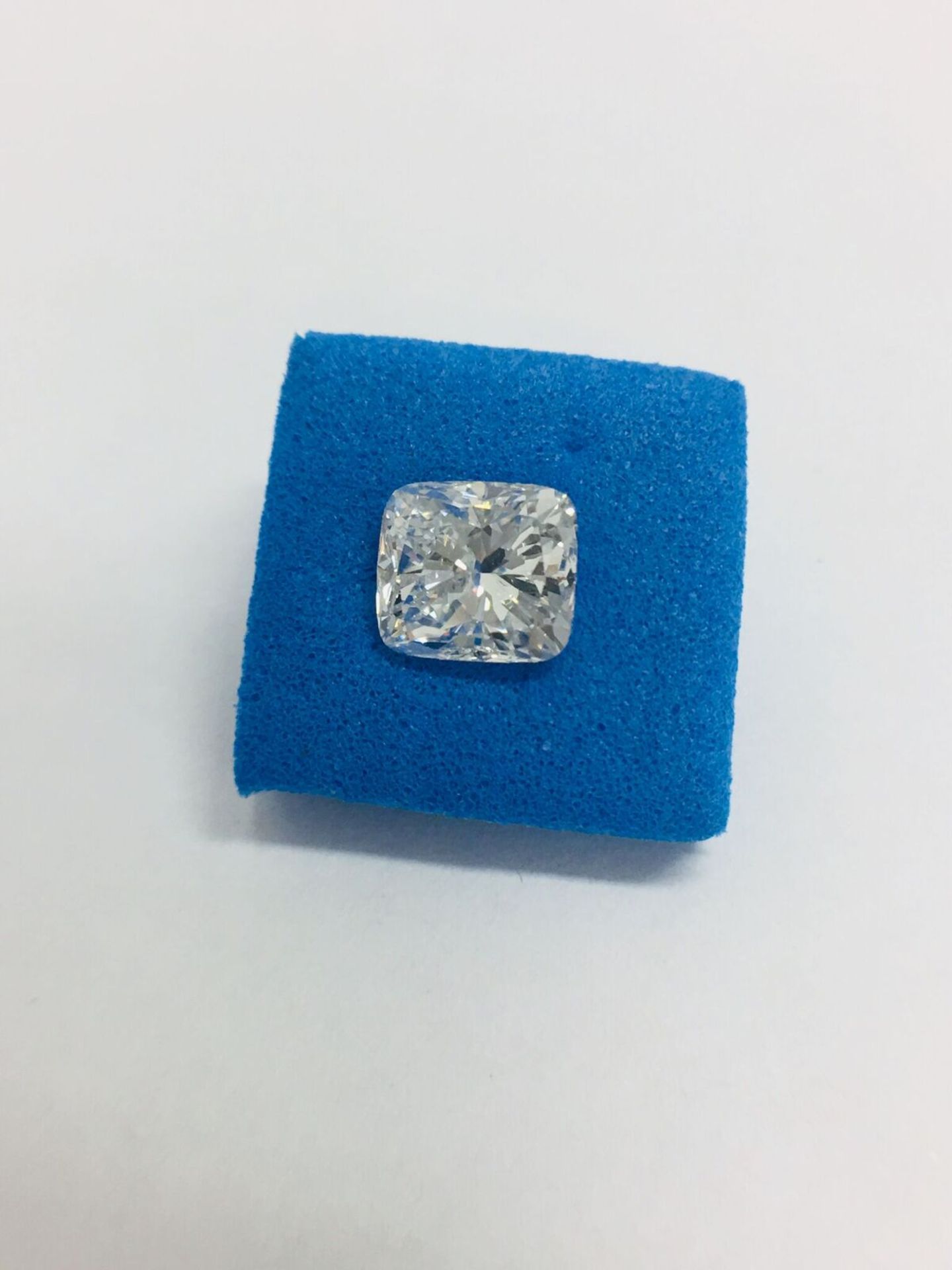 1.01ct Cushion Cut Natural Diamond