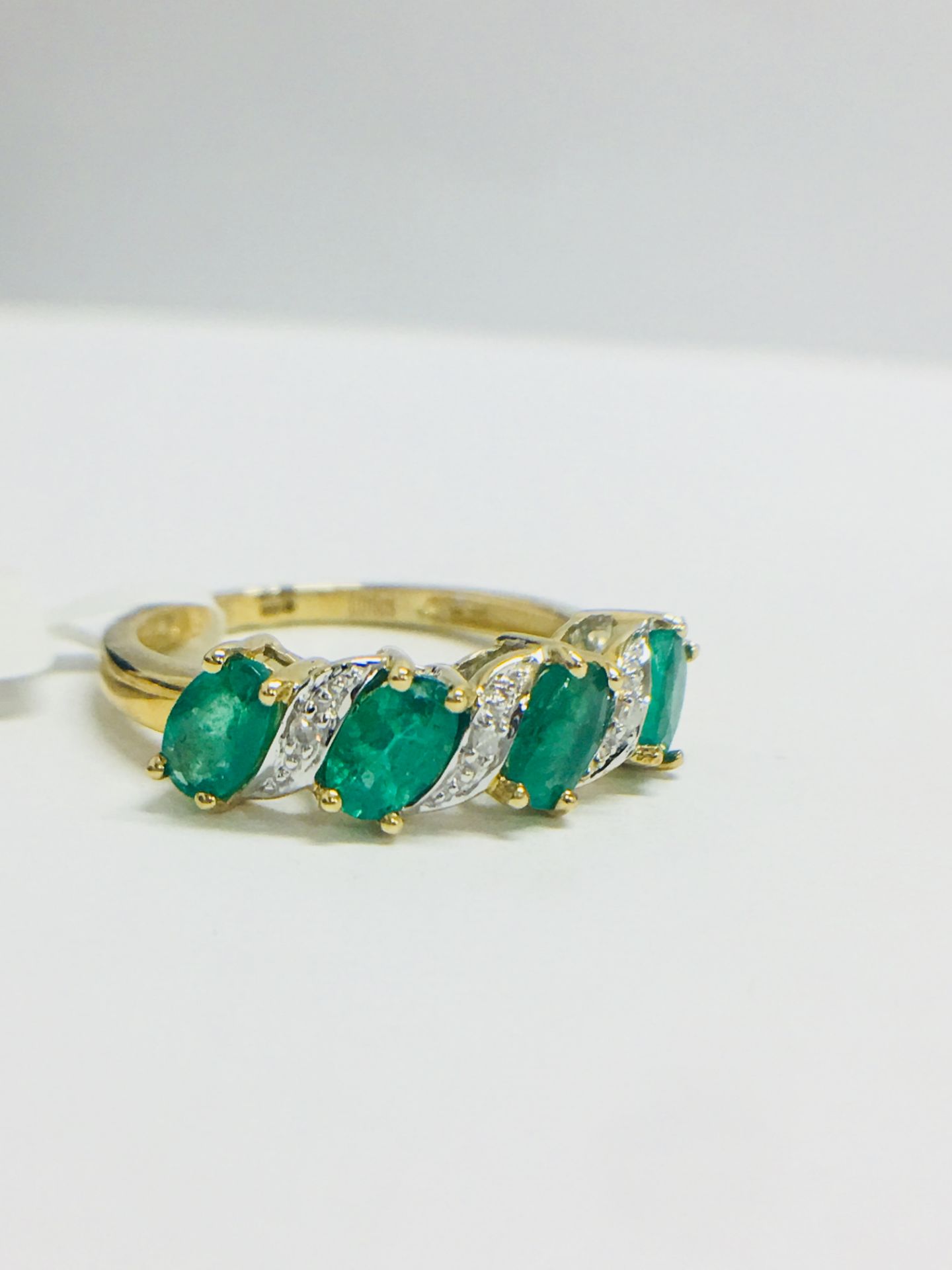 9ct Emerald Diamond Dress Ring - Image 8 of 10