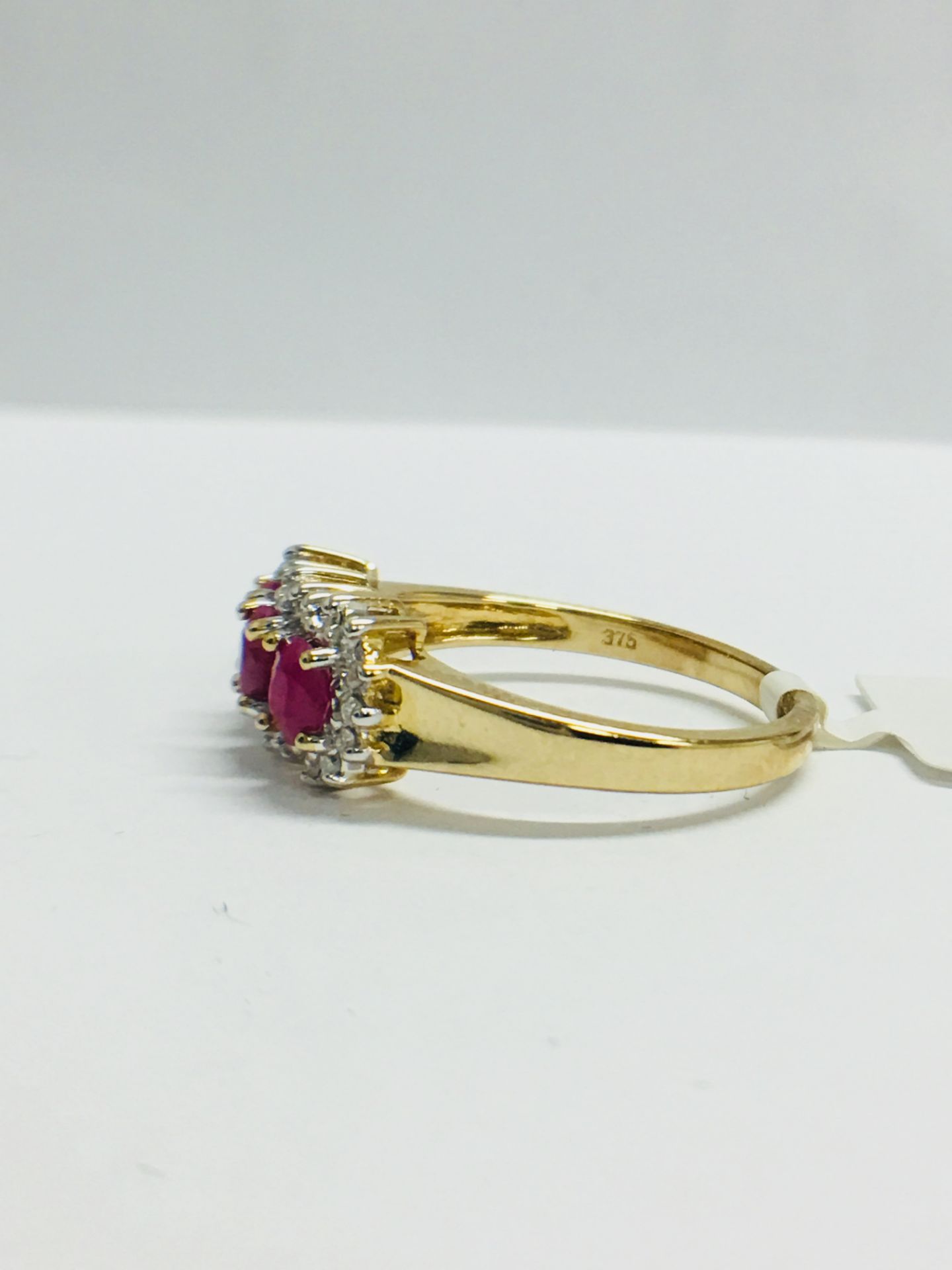 9ct Ruby Diamond Cluster Style Ring - Image 3 of 12