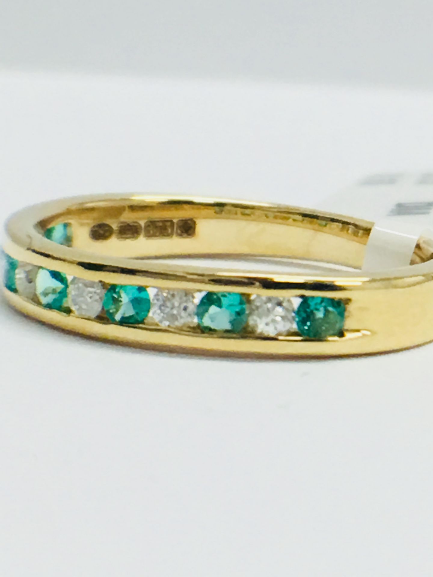 9ct Yellow Gold Emerald And Diamond Channel Sweet Eternity Ring - Image 3 of 11