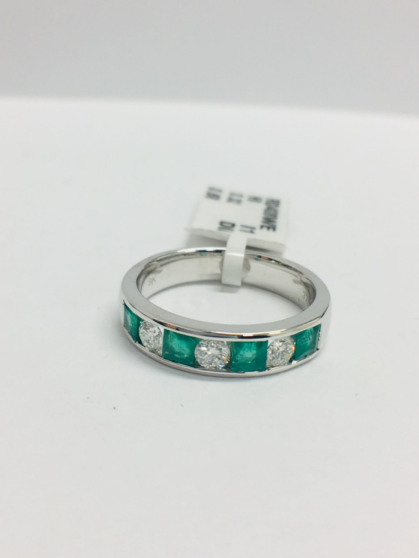 9ct White Gold Emerald Diamond Channel Set Ring - Image 2 of 13