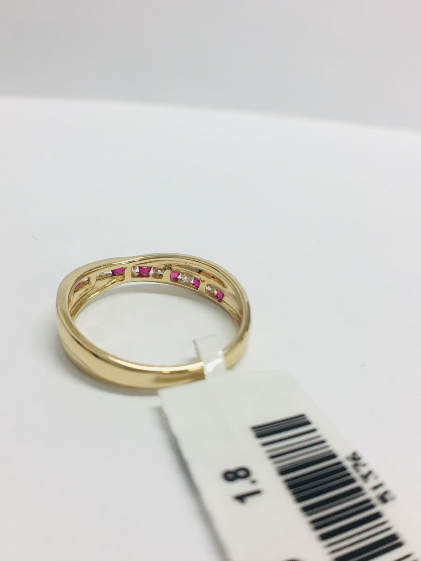 9ct Yellow Gold Ruby Diamond Crossover Band Ring - Image 4 of 8