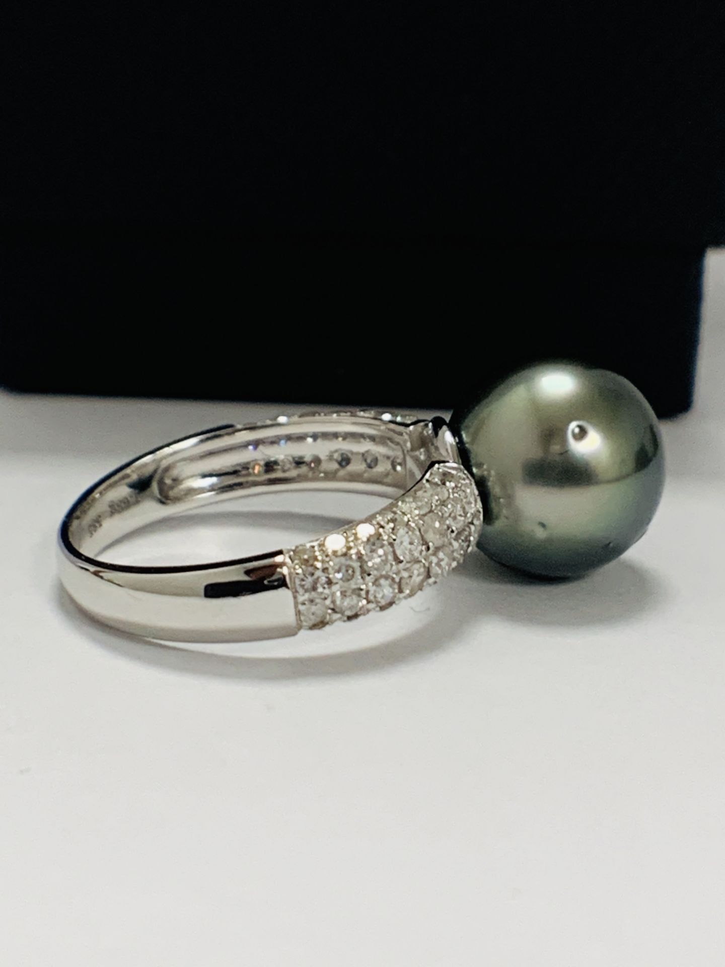 14ct White Gold Pearl And Diamond Ring - Image 7 of 15