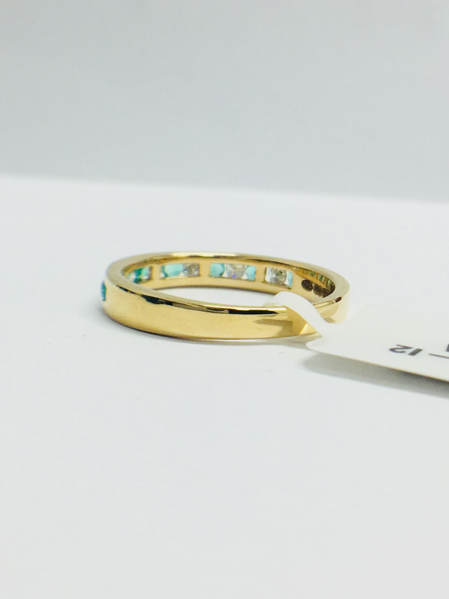 9ct Yellow Gold Emerald And Diamond Channel Sweet Eternity Ring - Image 5 of 11