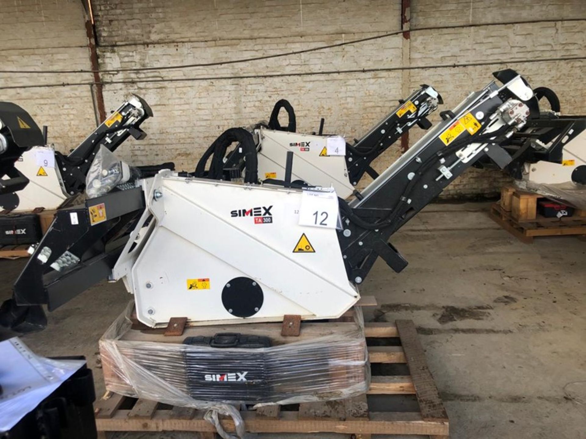 Unused Simex model TA300 wheel saw with waste conveyor, serial no. MO24188B14, Year - 2018