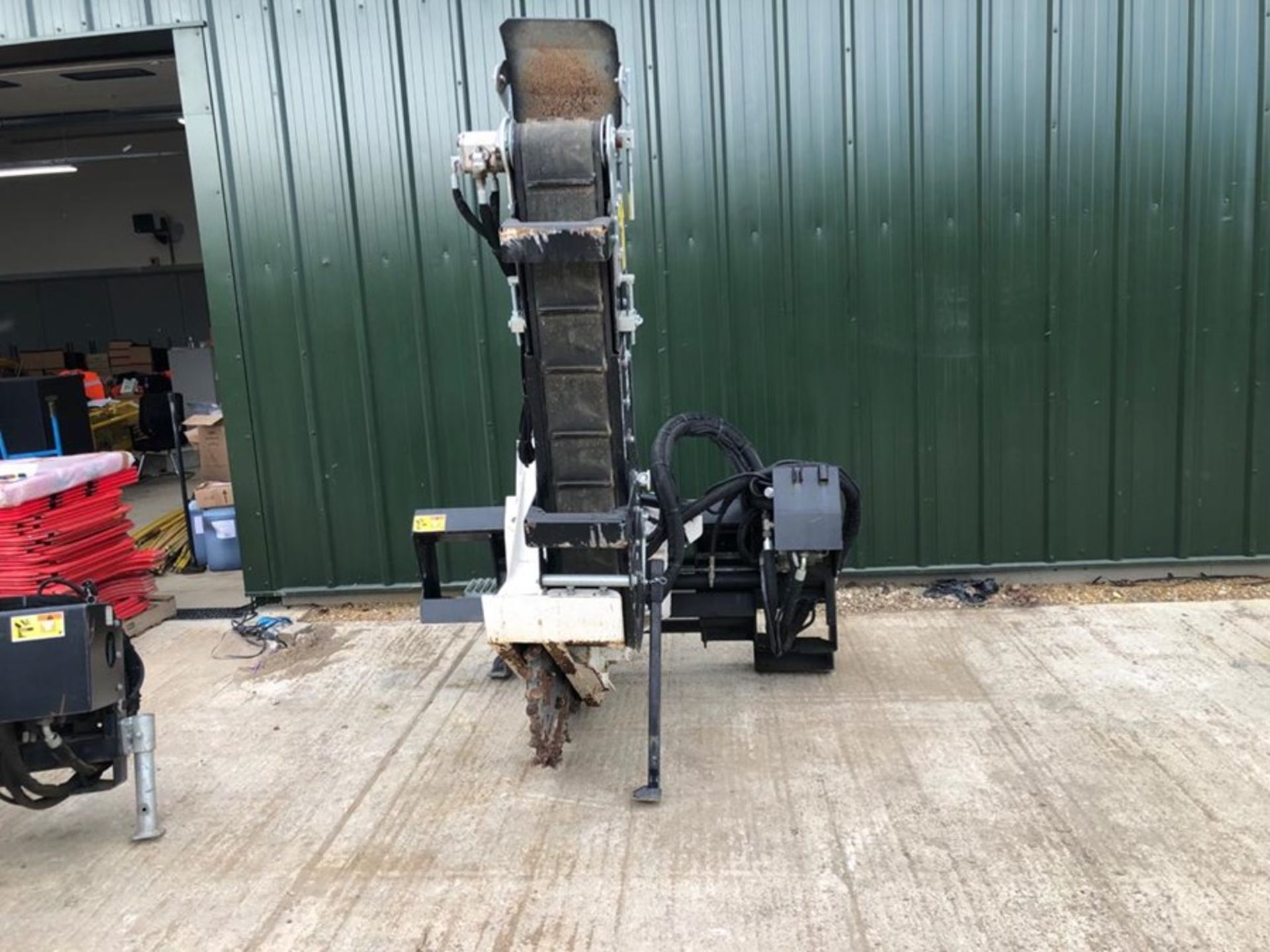 Unused Simex model TA300 wheel saw with waste conveyor, serial no. MO23965B14, Year - 2018 - Image 3 of 3