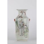 Vase en porcelaine de chine décor de personnages épqoue république - Région: [...]