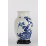 Vase en porcelaine de chine blanc bleu chine 19ème - Région: CHINE - Dimensions: [...]