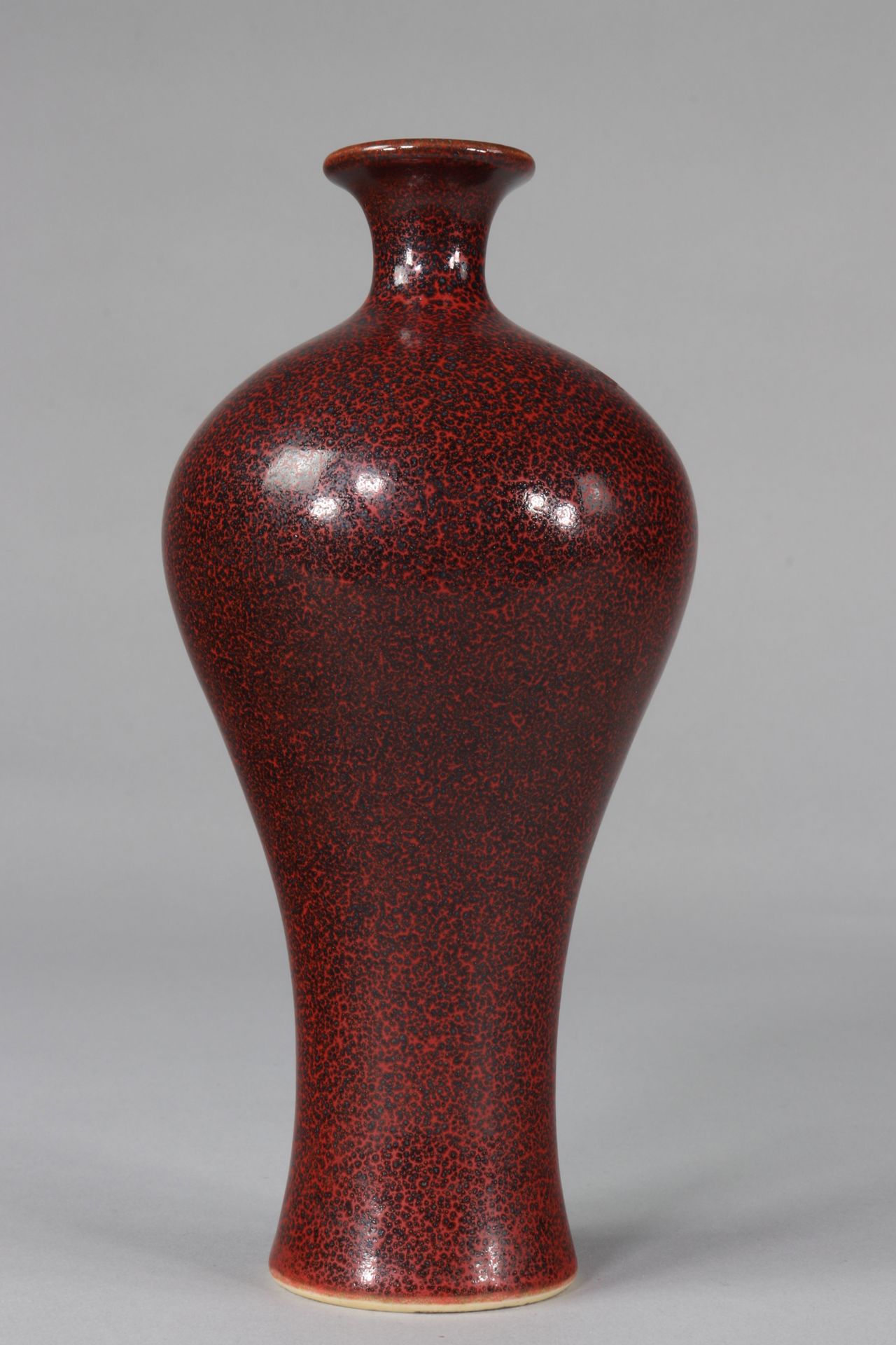 Rust dust Meiping vase Qing period