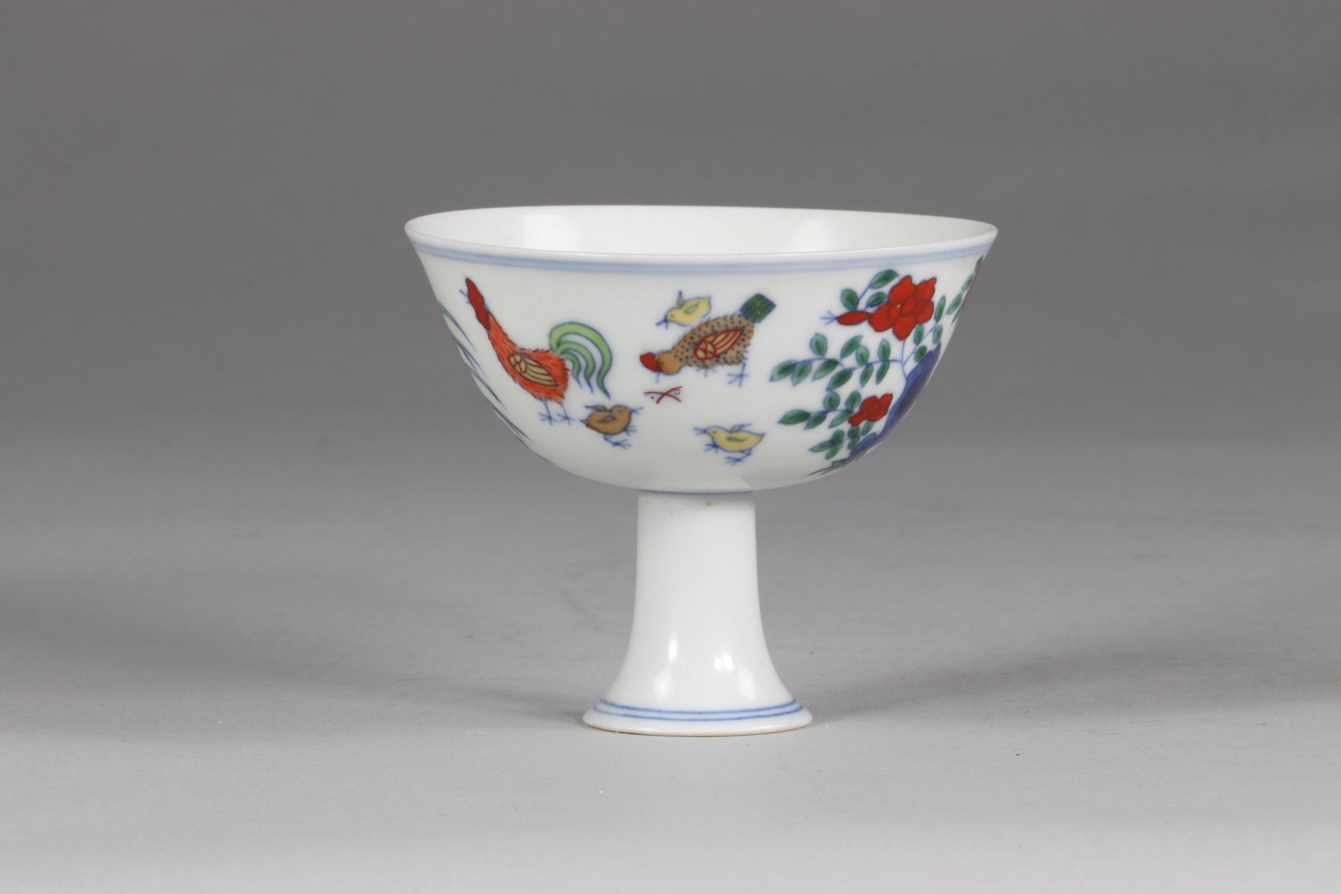 China cup on stand Doucai,: Chicken cup, apocryphal mark of Changhua.