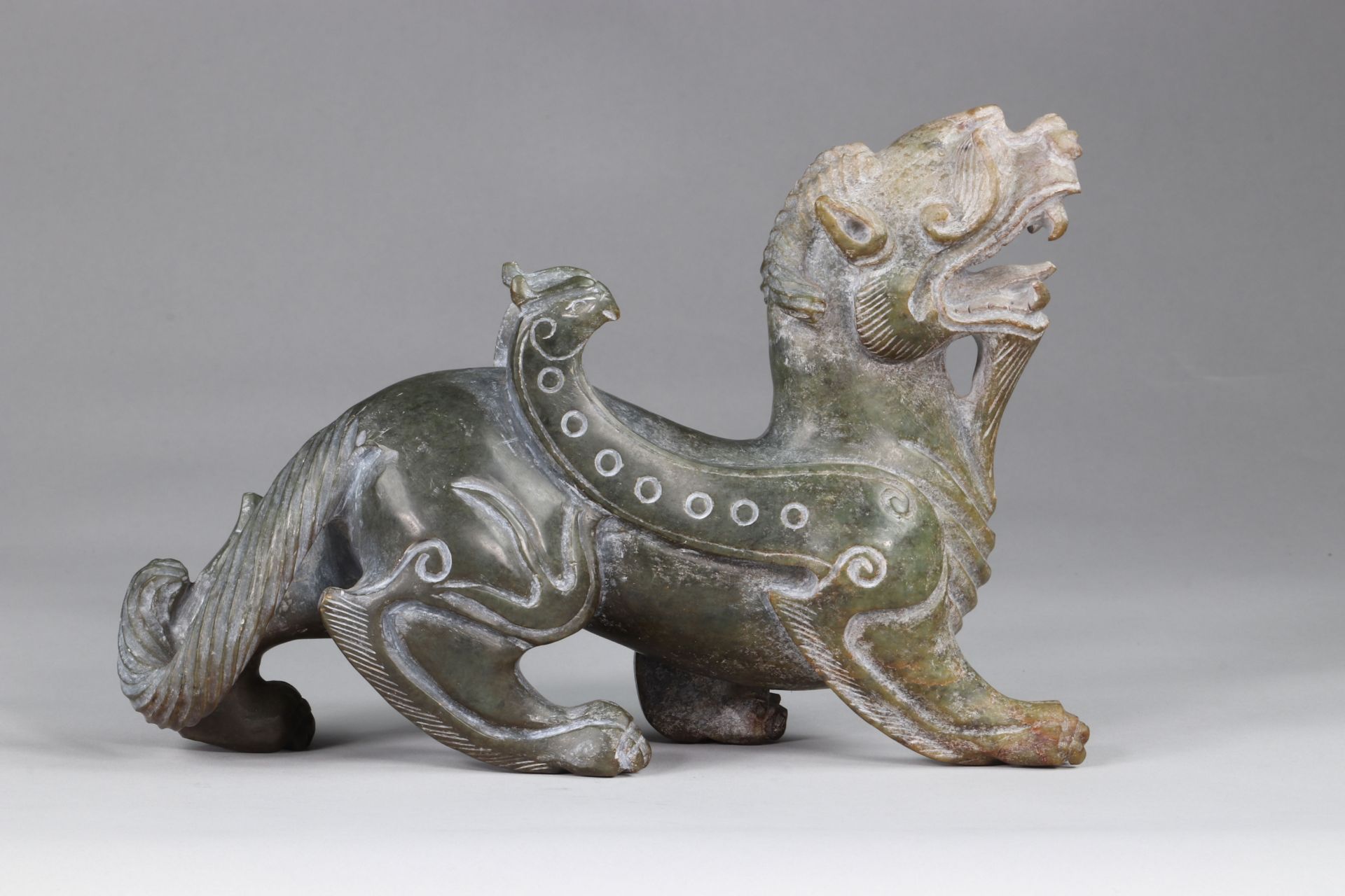 China A ferocious beast representing a couple with dragon and Phoenix archaic work - Image 3 of 6