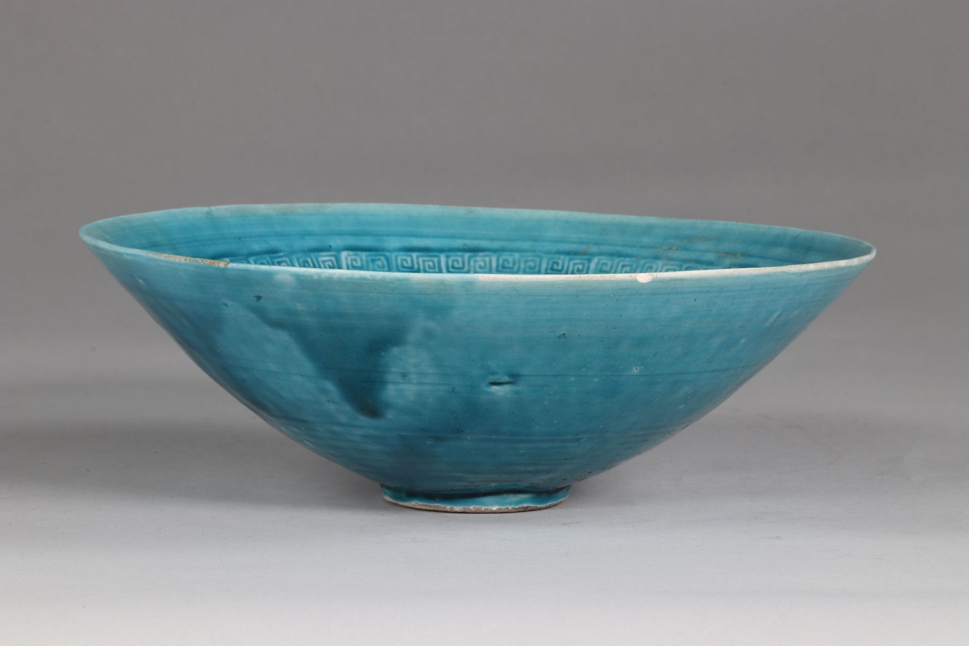 China cut Ming, in blue-turquoise monochrome, mark of 4 characters of Xuande - Image 4 of 4