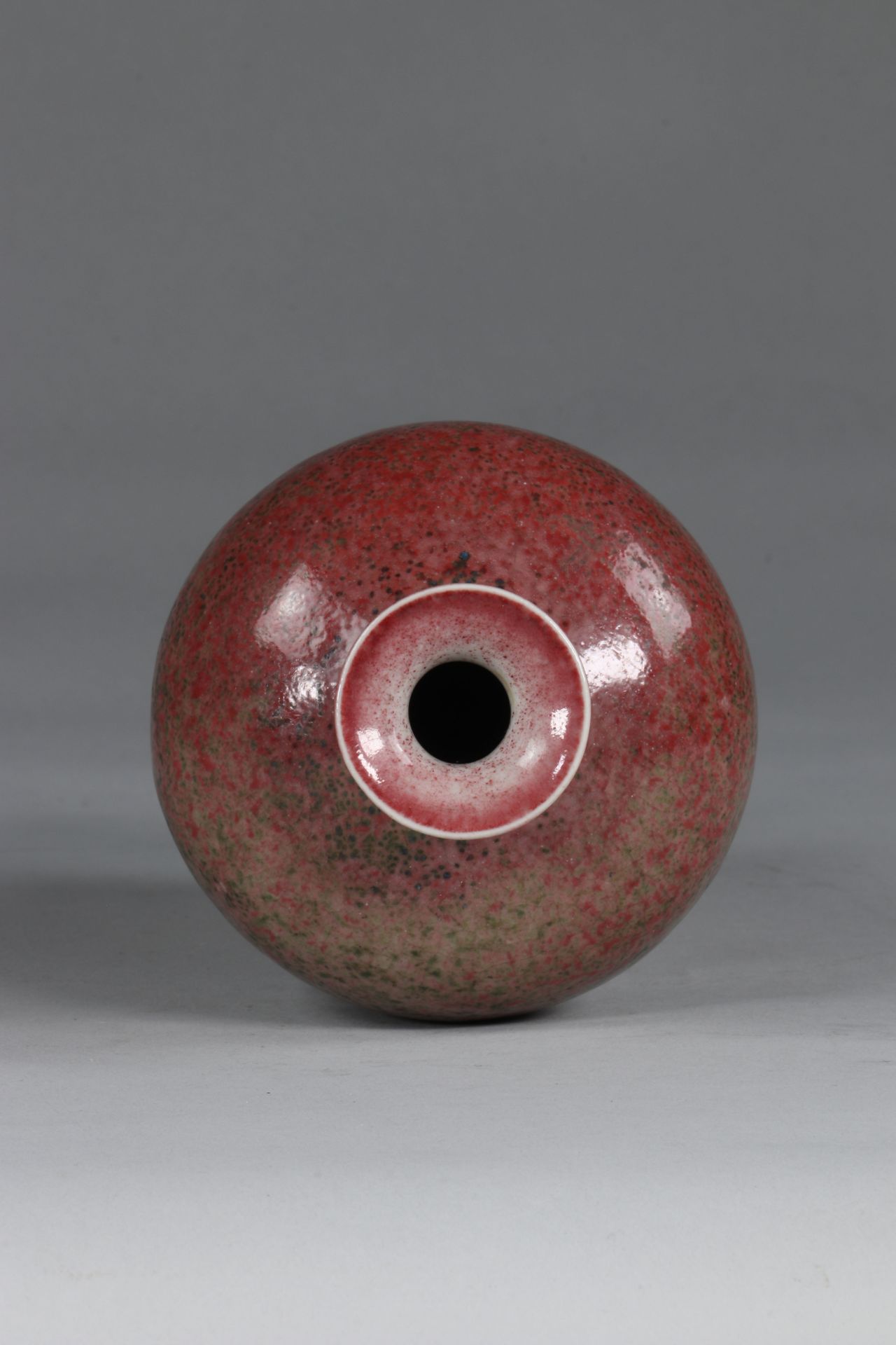 China Mei-Ping monochrome vase: -Peach Blossom- Qing period - Image 5 of 6