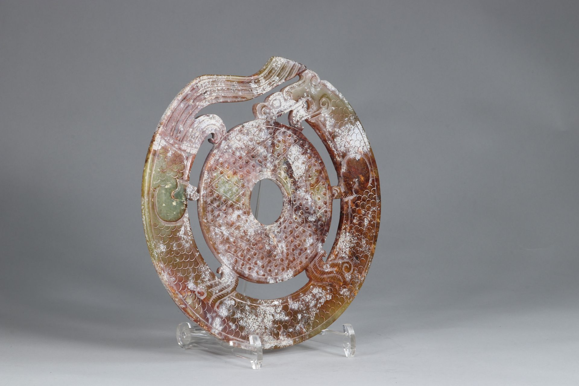 Archaic disc decorated with dragons - Image 3 of 3