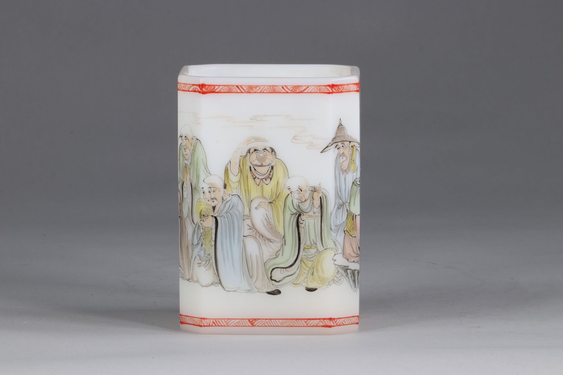 China square brush pot, in Beijing glass, with Famille Rose enamels, Qianlong - Image 4 of 8