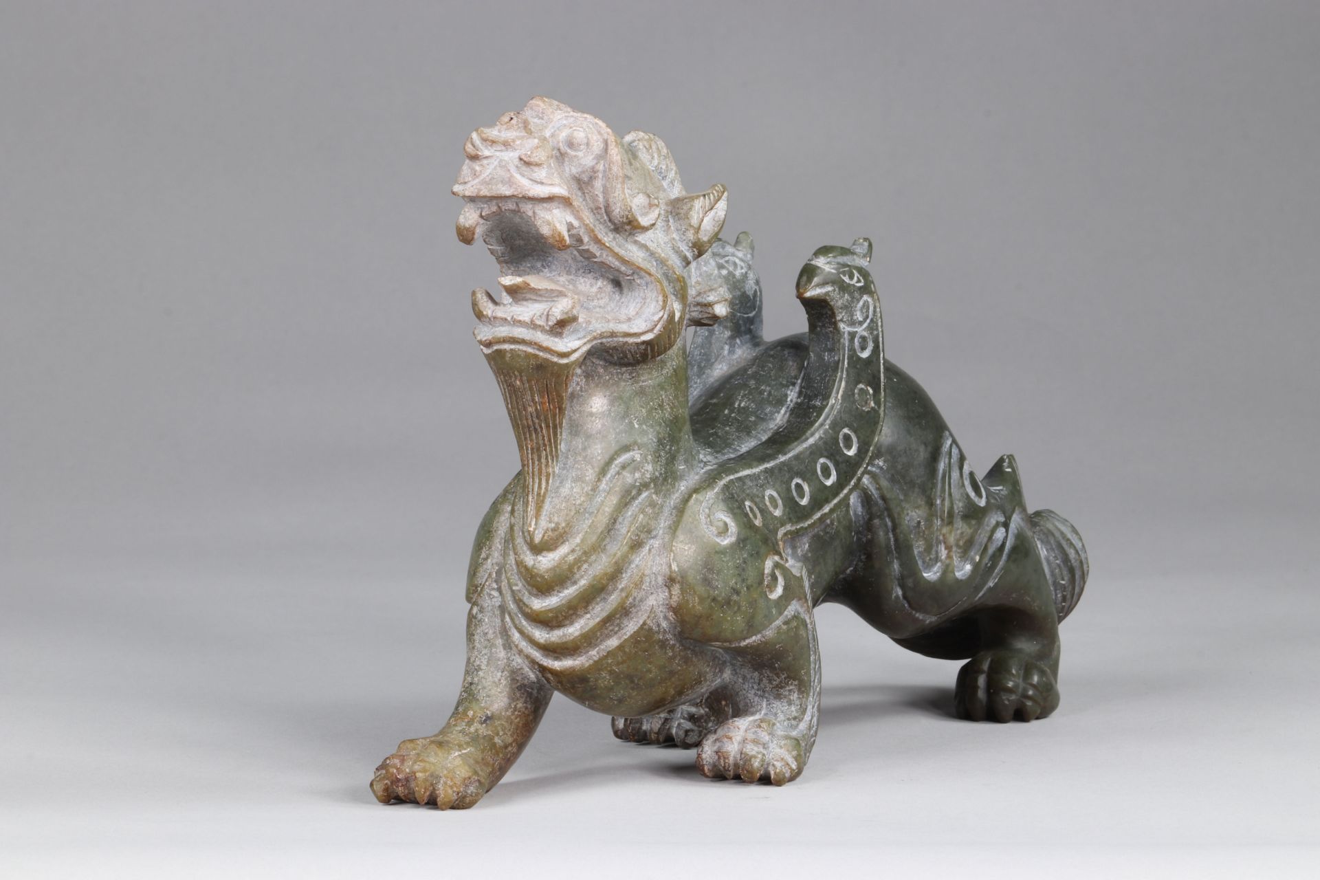 China A ferocious beast representing a couple with dragon and Phoenix archaic work - Image 2 of 6