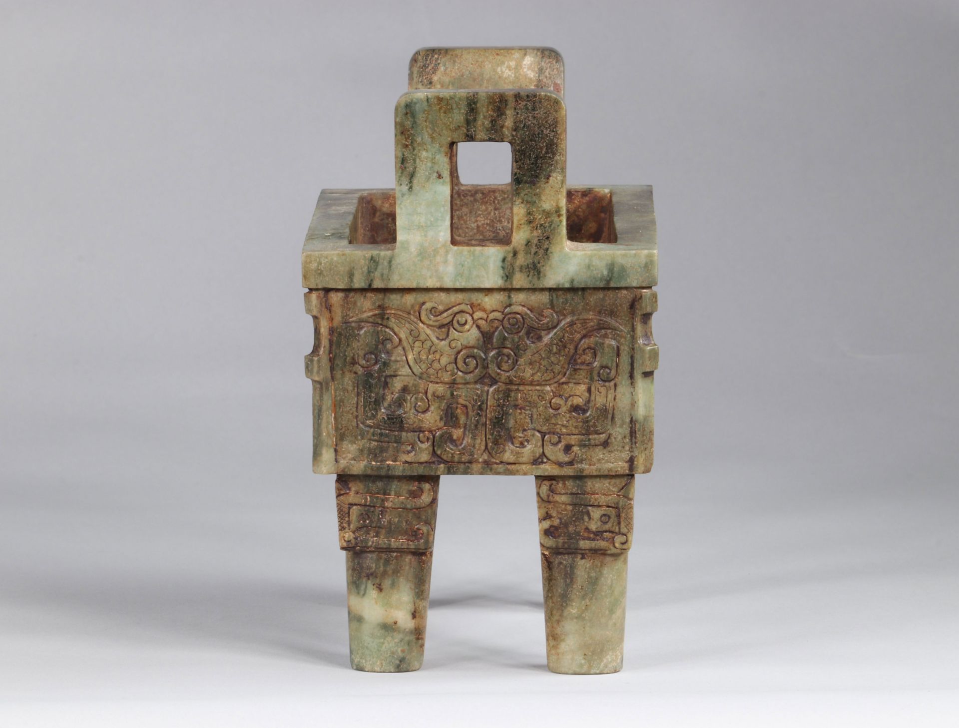 China archaic ritual vessel, called: -Fang Deng- made of jade burns perfume - Image 4 of 7