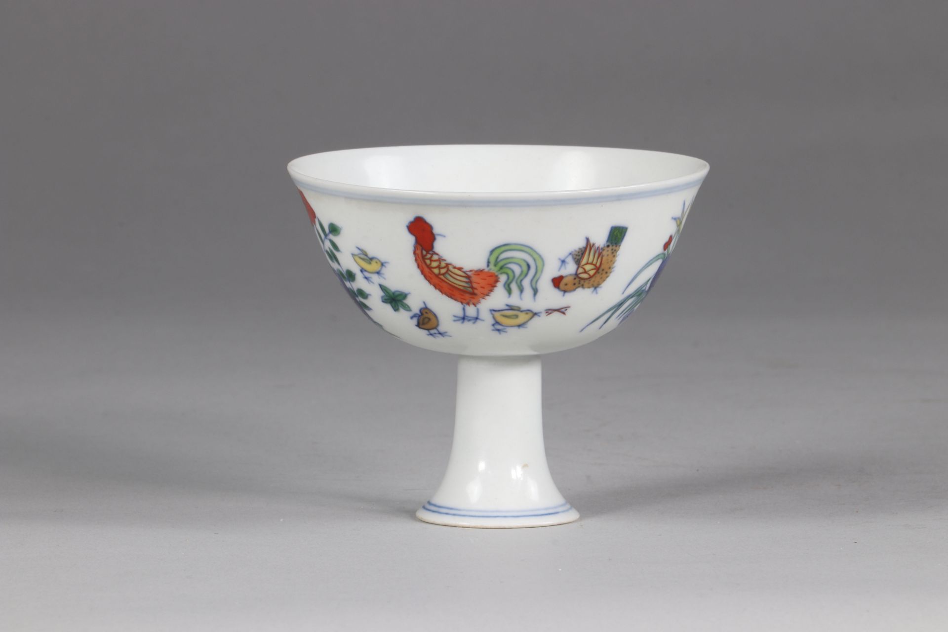 China cup on stand Doucai,: Chicken cup, apocryphal mark of Changhua. - Image 3 of 6