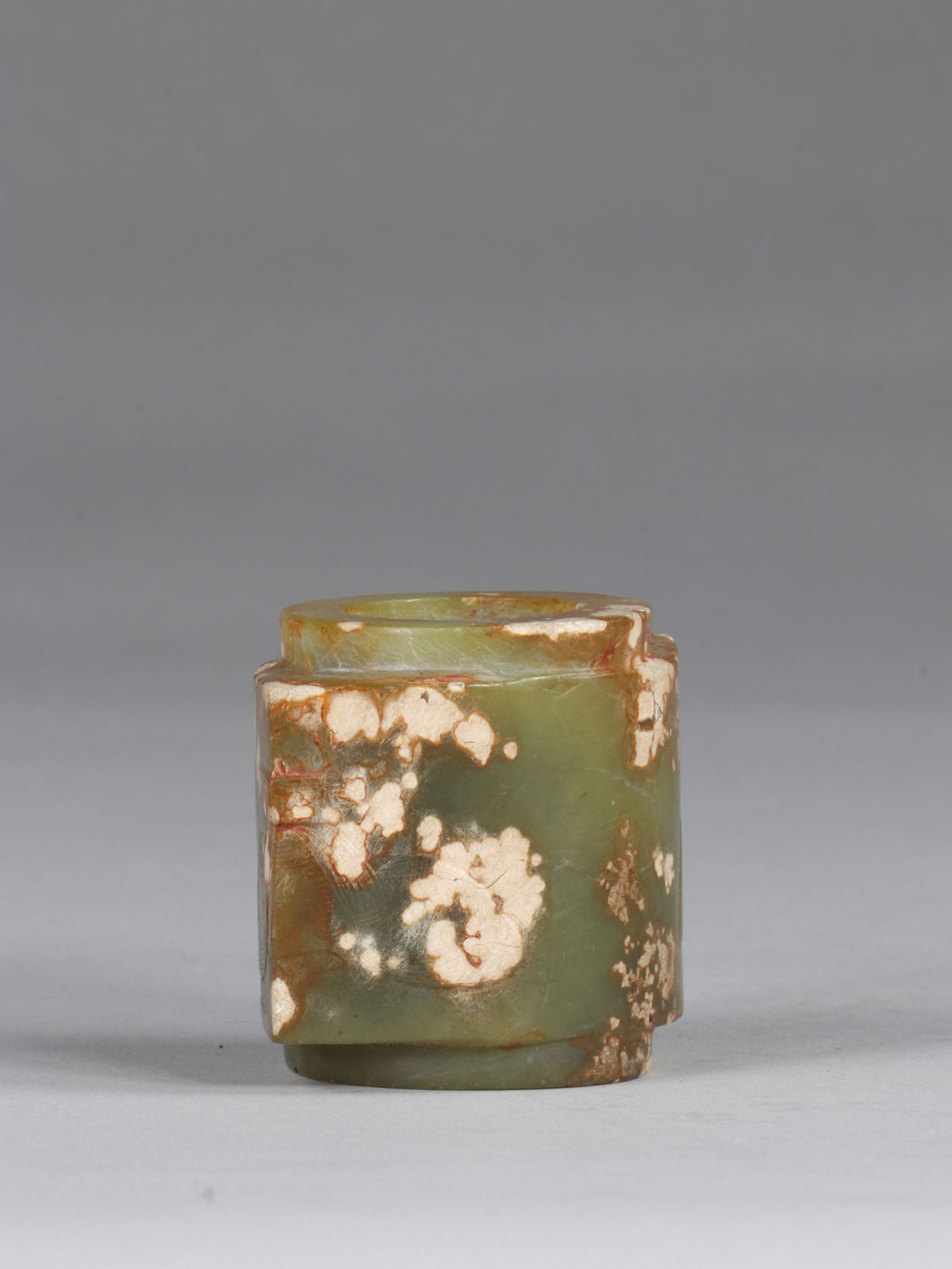 China single stage bacon stone Cong glasses, with traces of cinnabar Tao Tie masks - Image 3 of 5