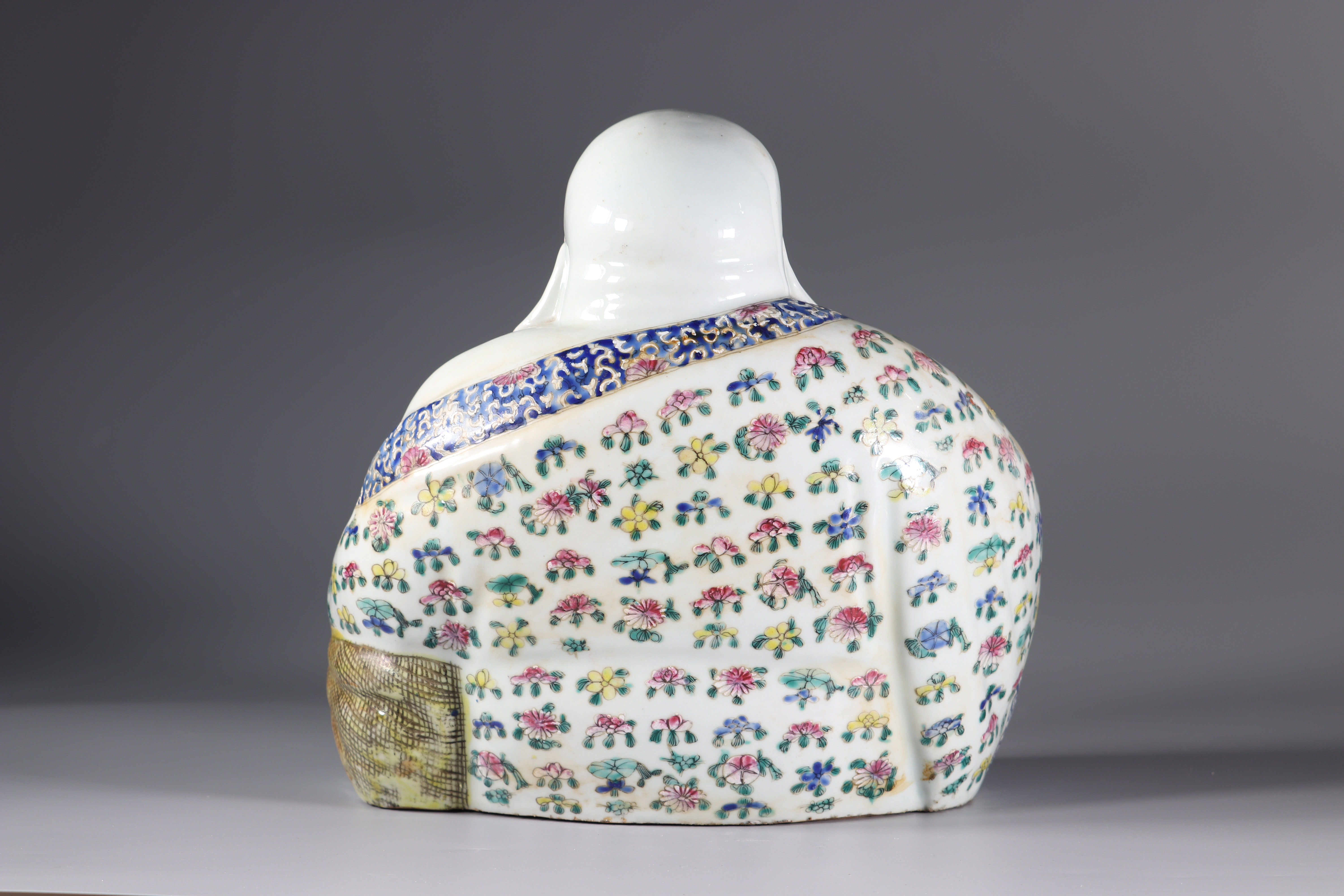 China famille rose porcelain buddha mark under the piece - Image 3 of 5