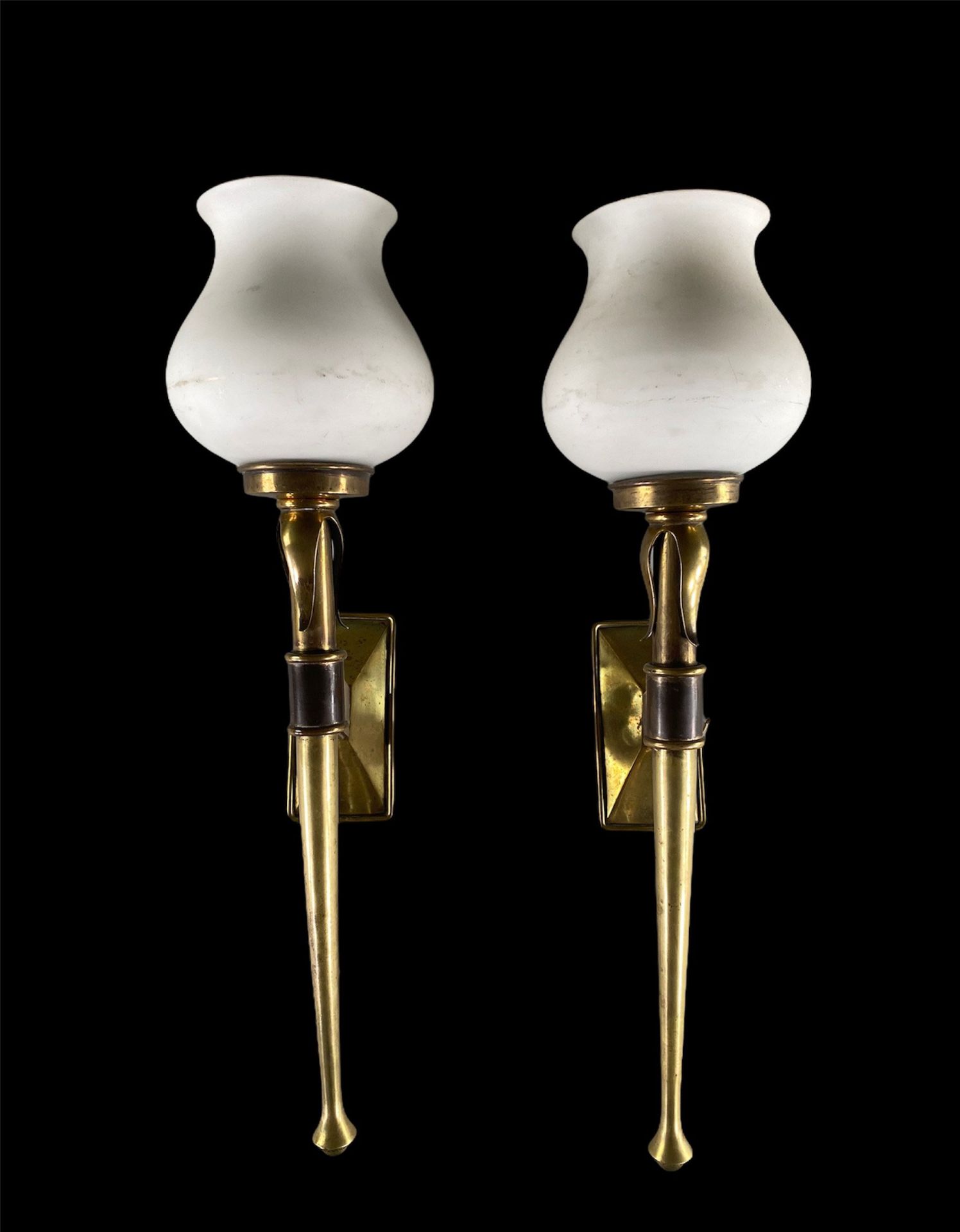 Pair of art-deco wall lights. France around 1930