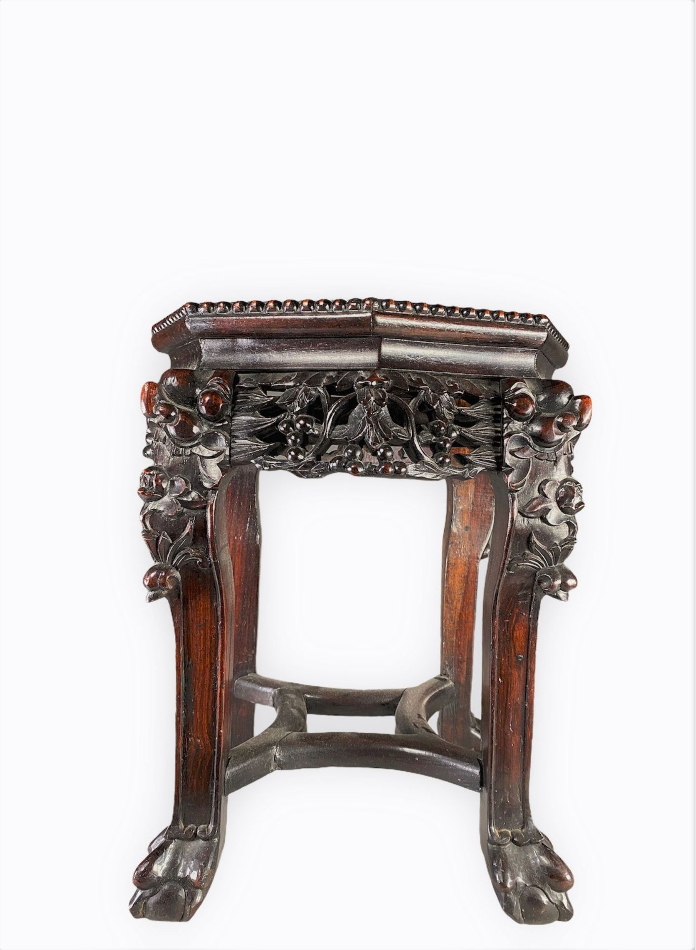 Iron wood saddle with marble top, late 19th century China. - Bild 2 aus 3
