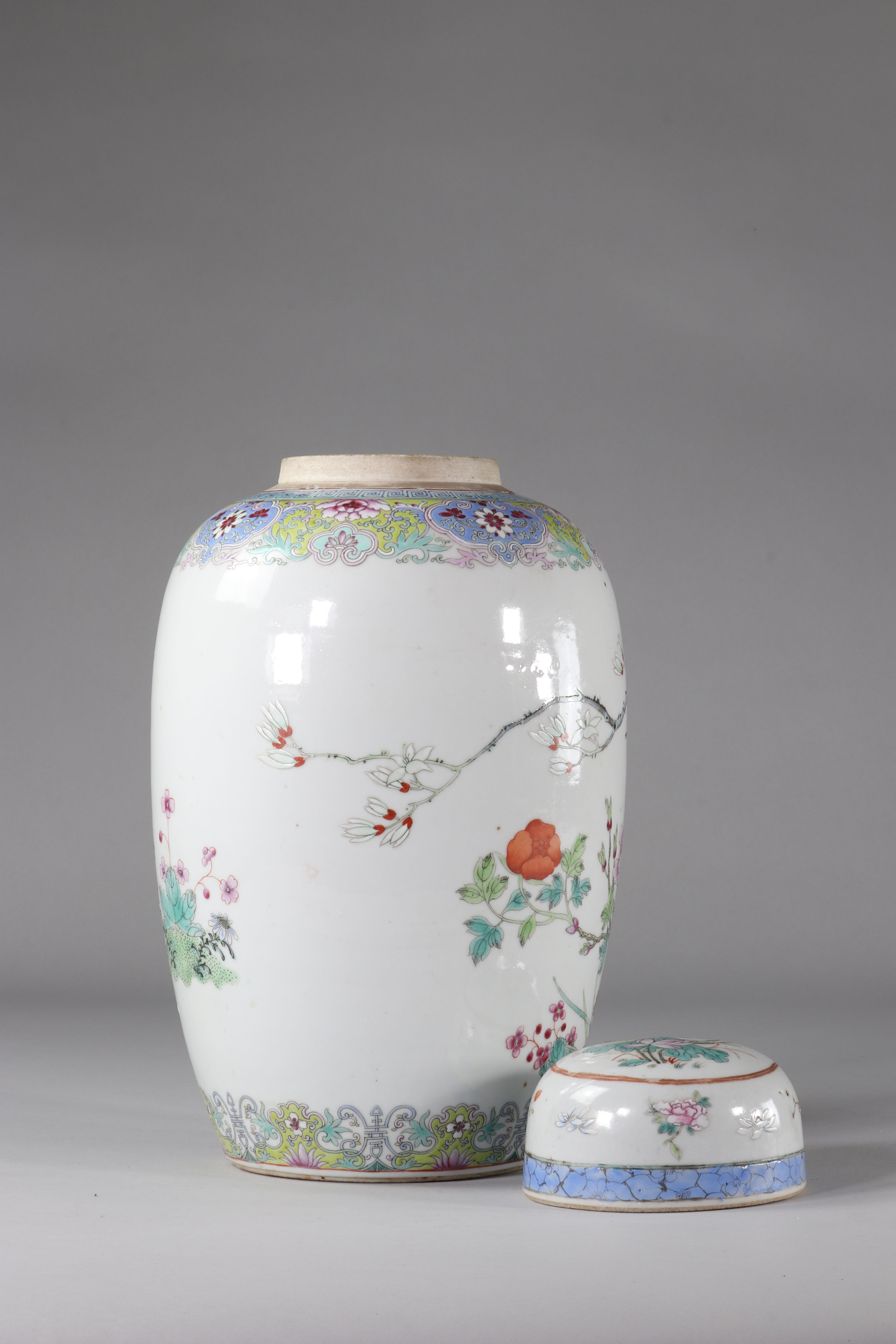 China famille rose porcelain vase decorated with birds and flowers Qing period - Image 5 of 7