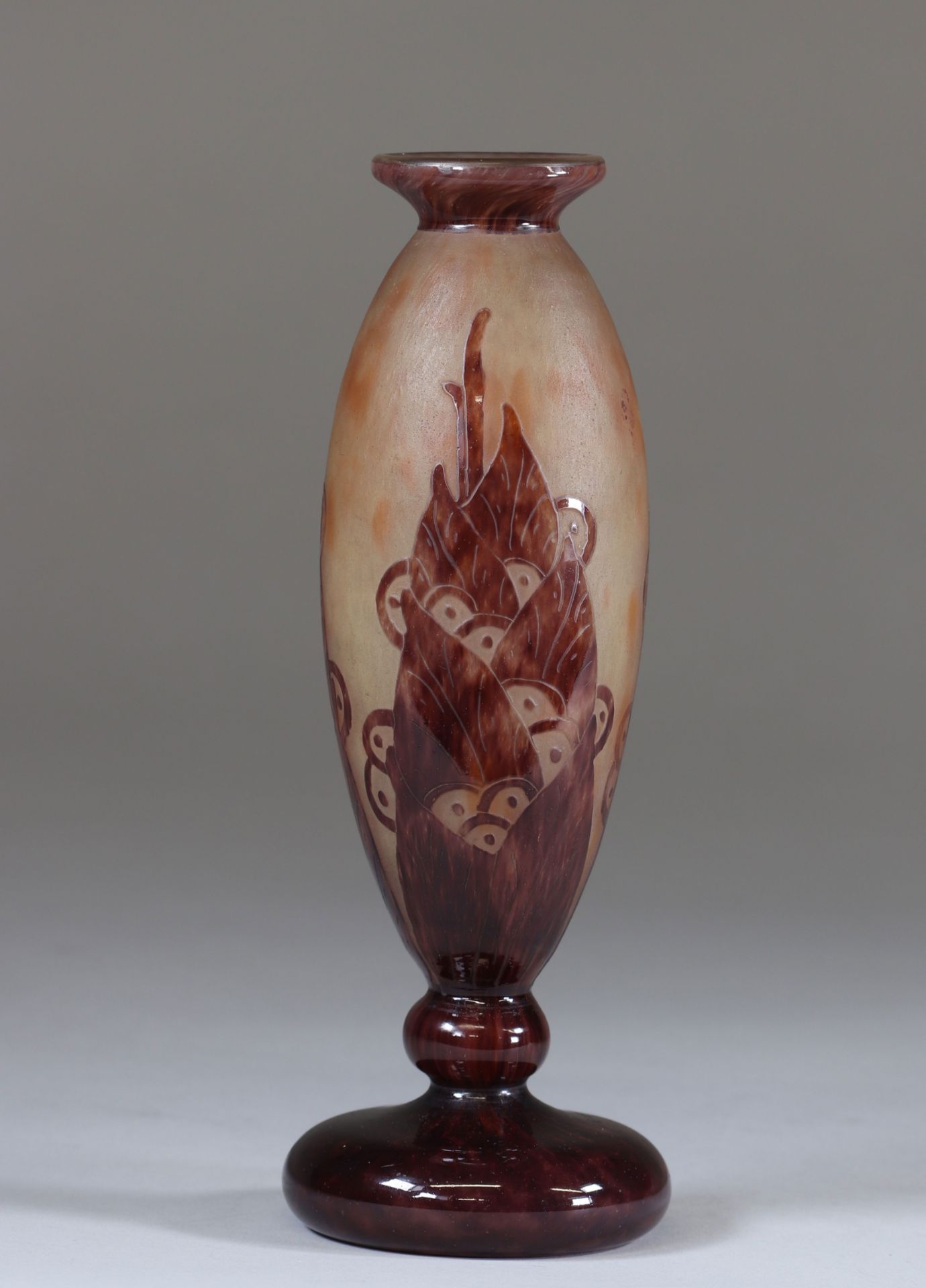 French glass acid cleared vase - Image 4 of 5